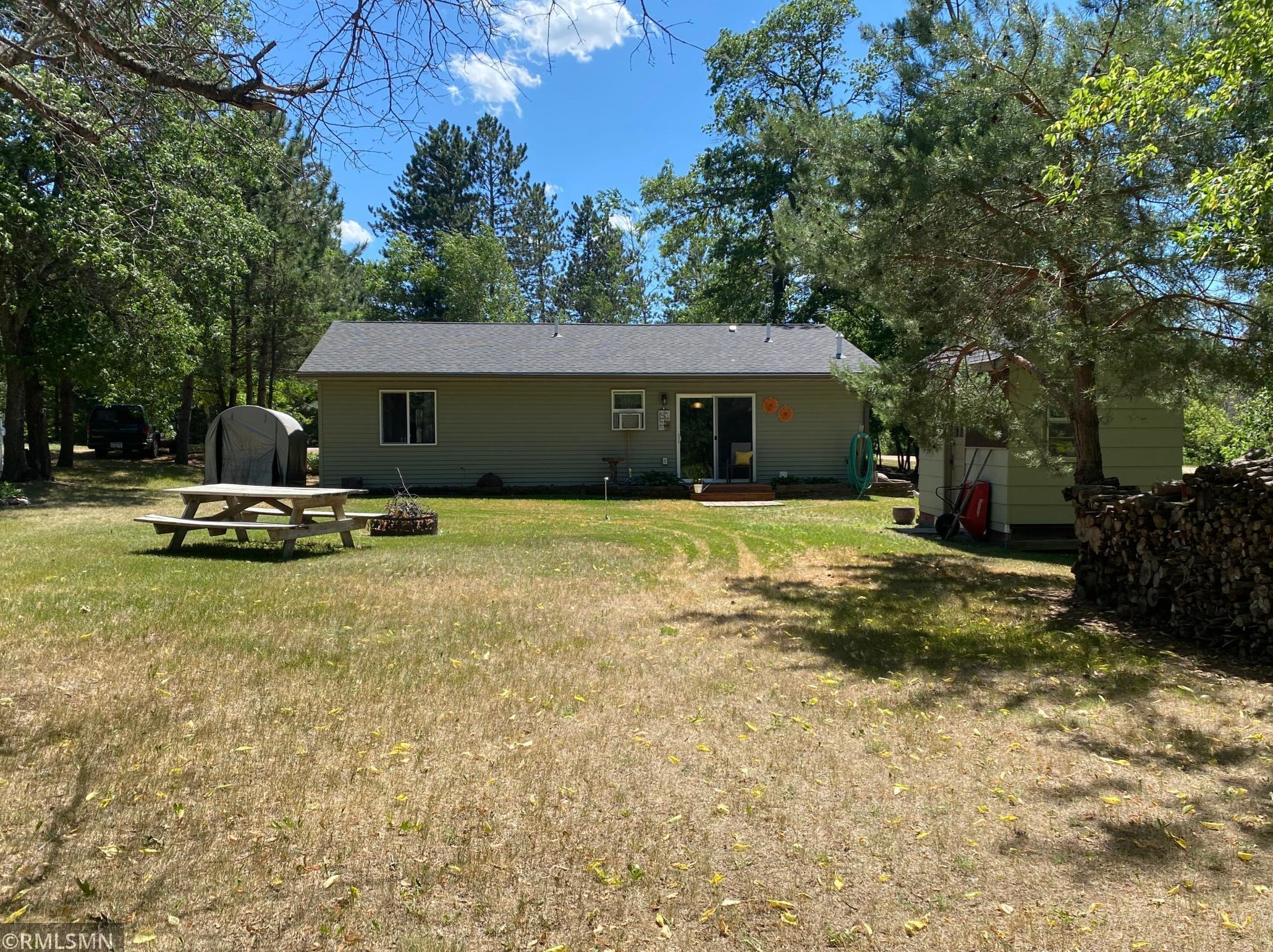 8980 Larimer Dr, Sturgeon Lake, MN 55783