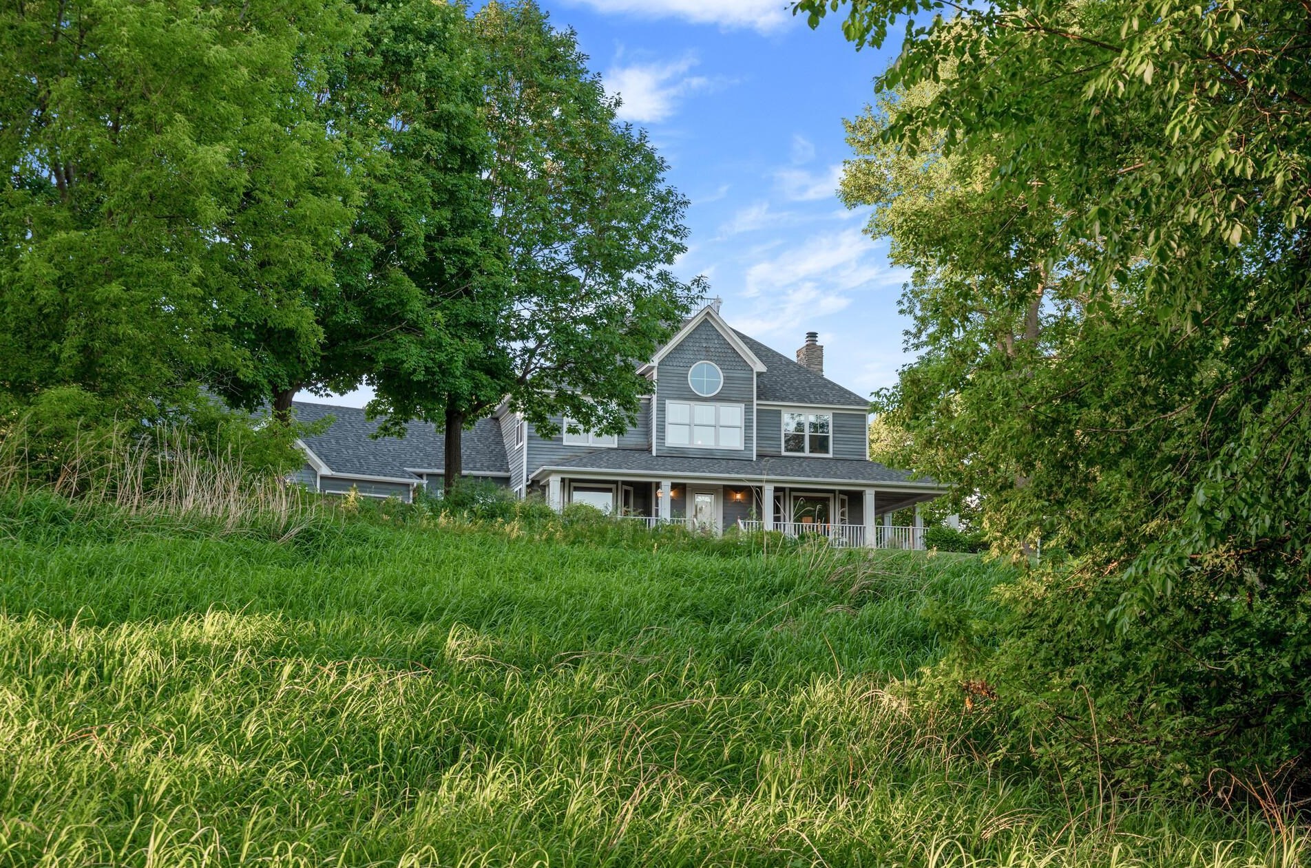 28023 Bayview Dr, Red Wing, MN 55066