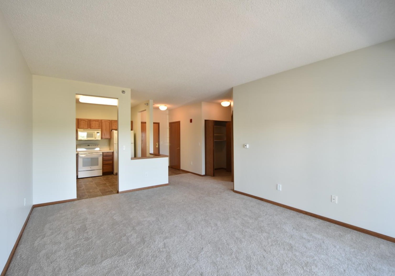 3504 Fairway Ridge Ln, Rochester, MN 55902-2866