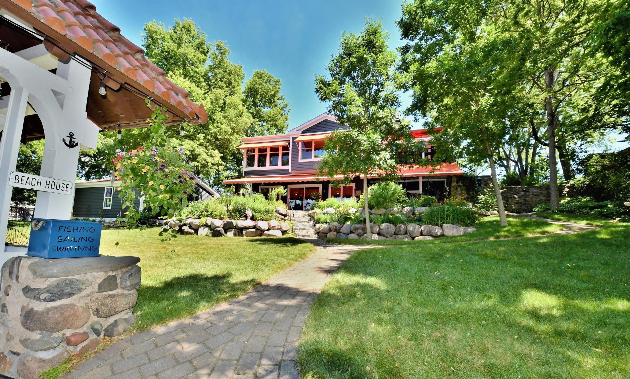 331 Lake St N, Prescott, WI 54021