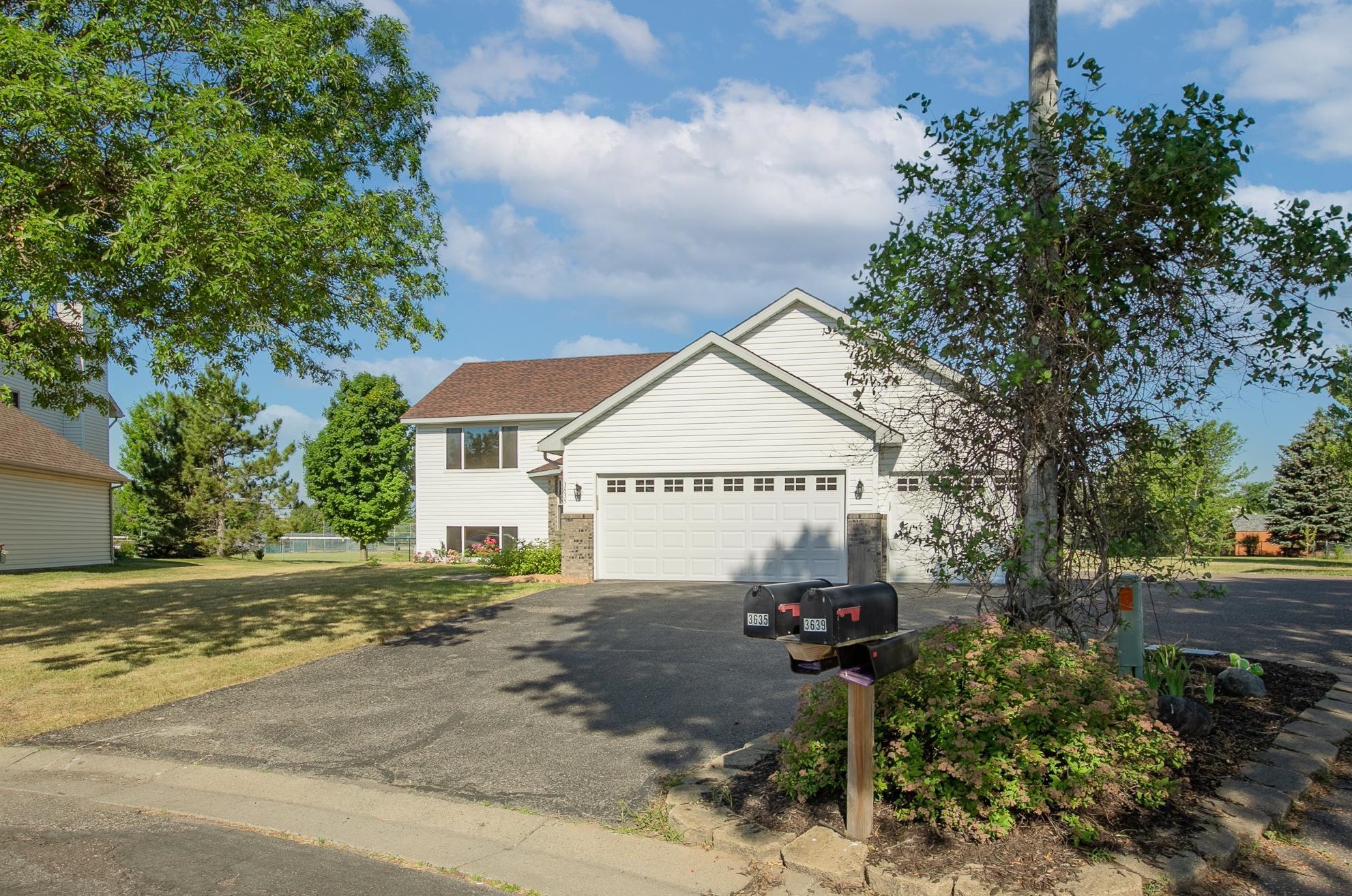 3635 Quarry Ave, Anoka, MN 55303-8300