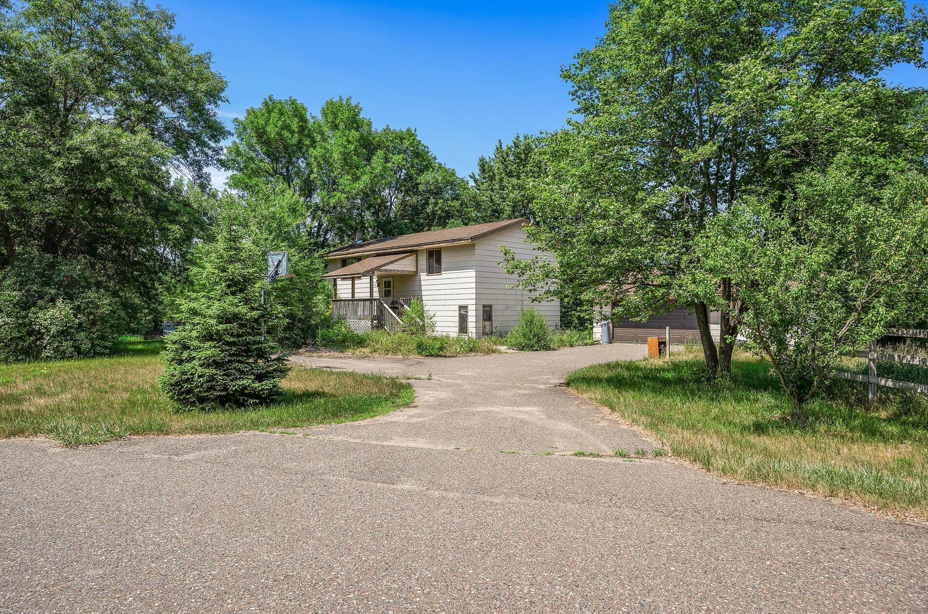 2175 202nd Ave Nw, East Bethel, MN 55011