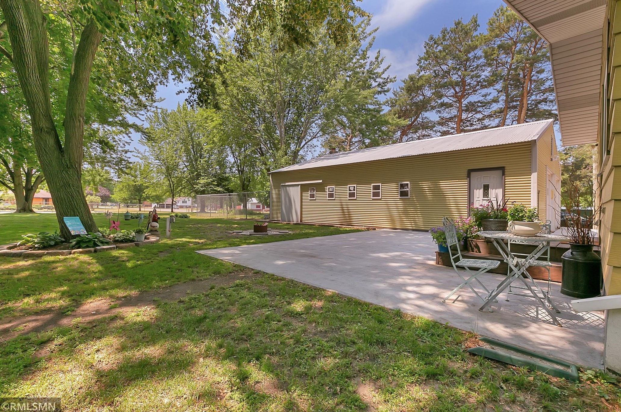 420 1st St Ne, Avon, MN 56310