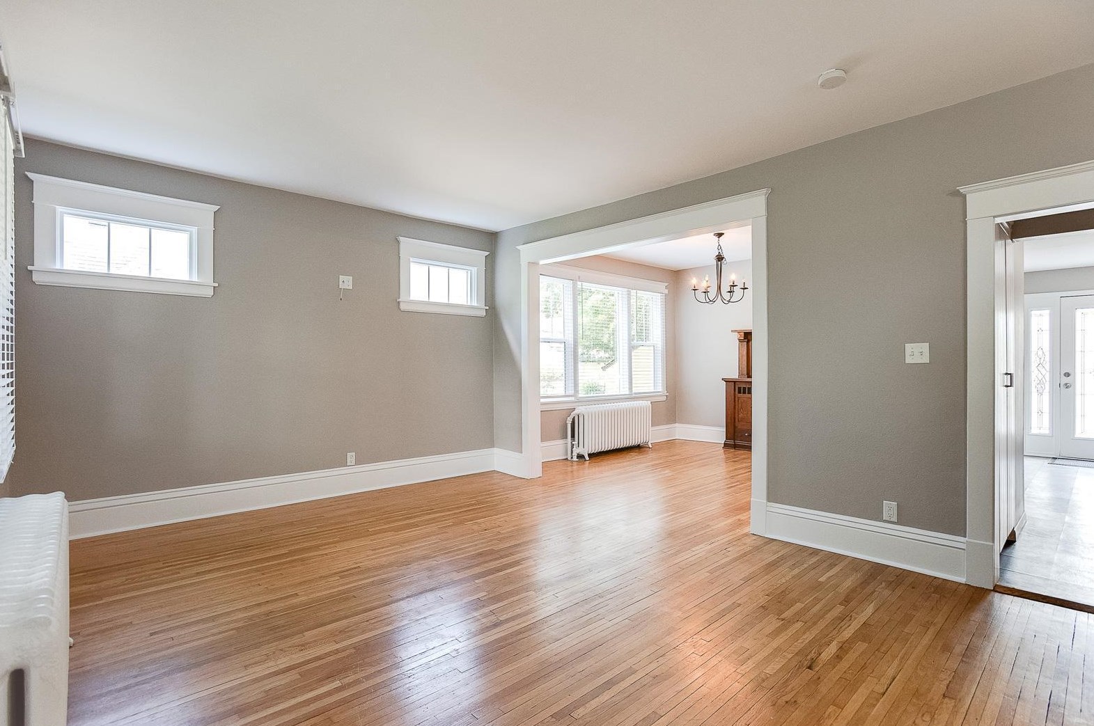 2162 Temple Ct, Saint Paul, MN 55104-5034