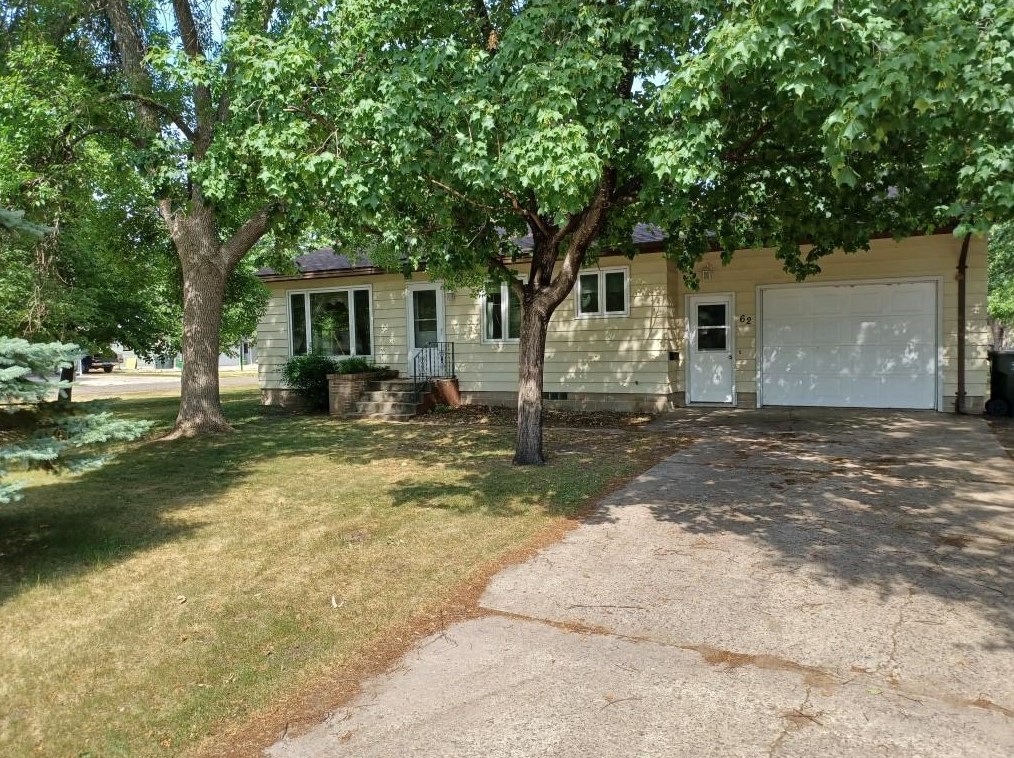 62 King Ave Ne, Richmond, MN 56368