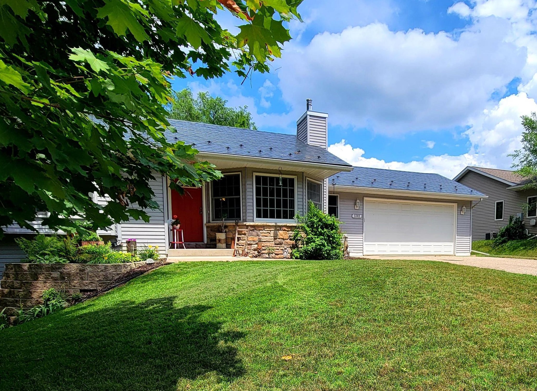 1116 Pioneer Rd, Red Wing, MN 55066