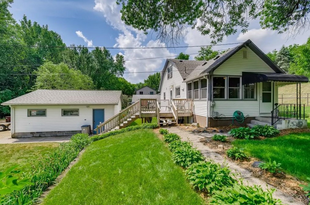501 Minnesota St S, Douglas, MN 55003