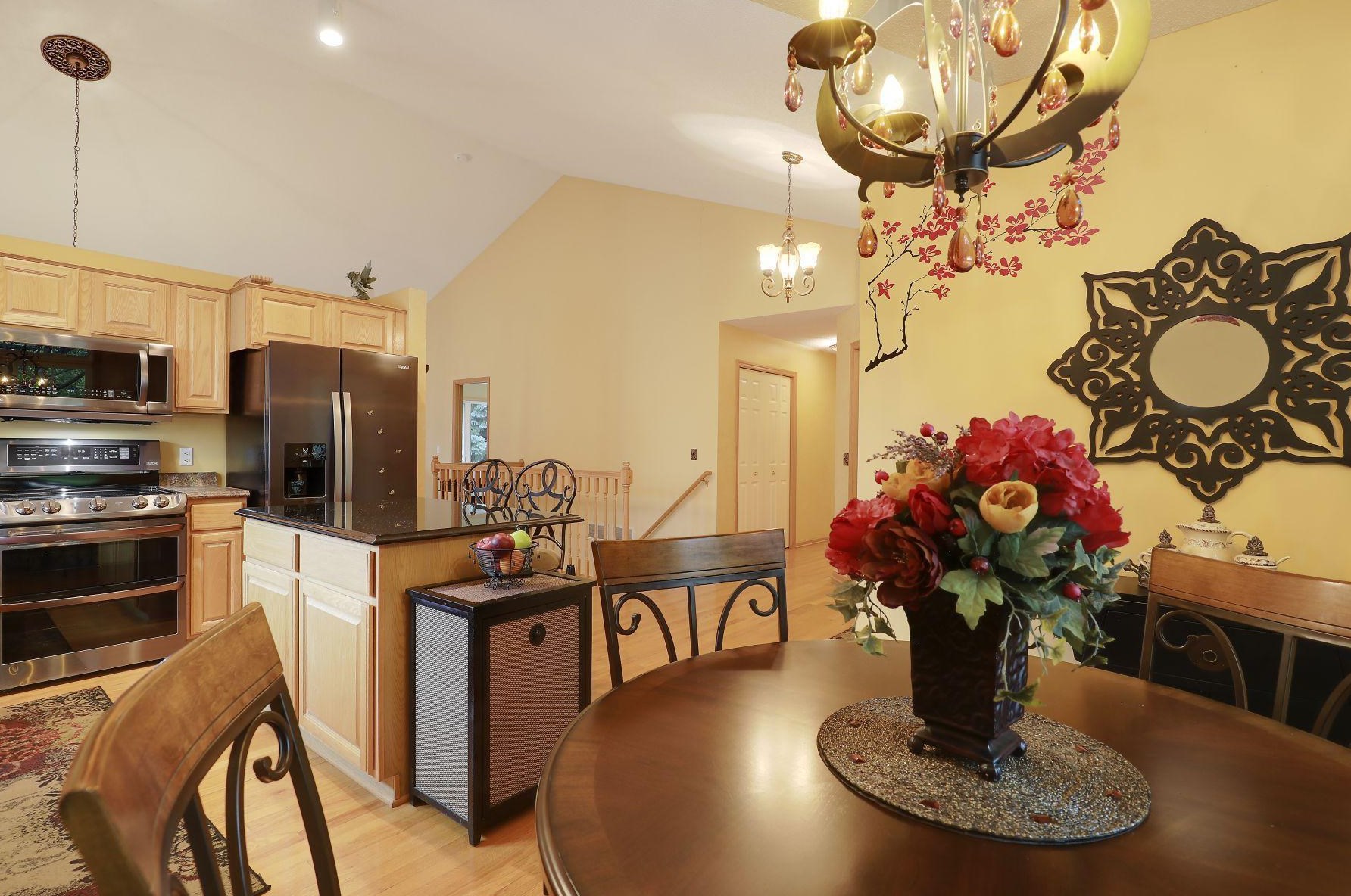 13907 Farmington Way, Saint Paul MN  55124-3314 exterior