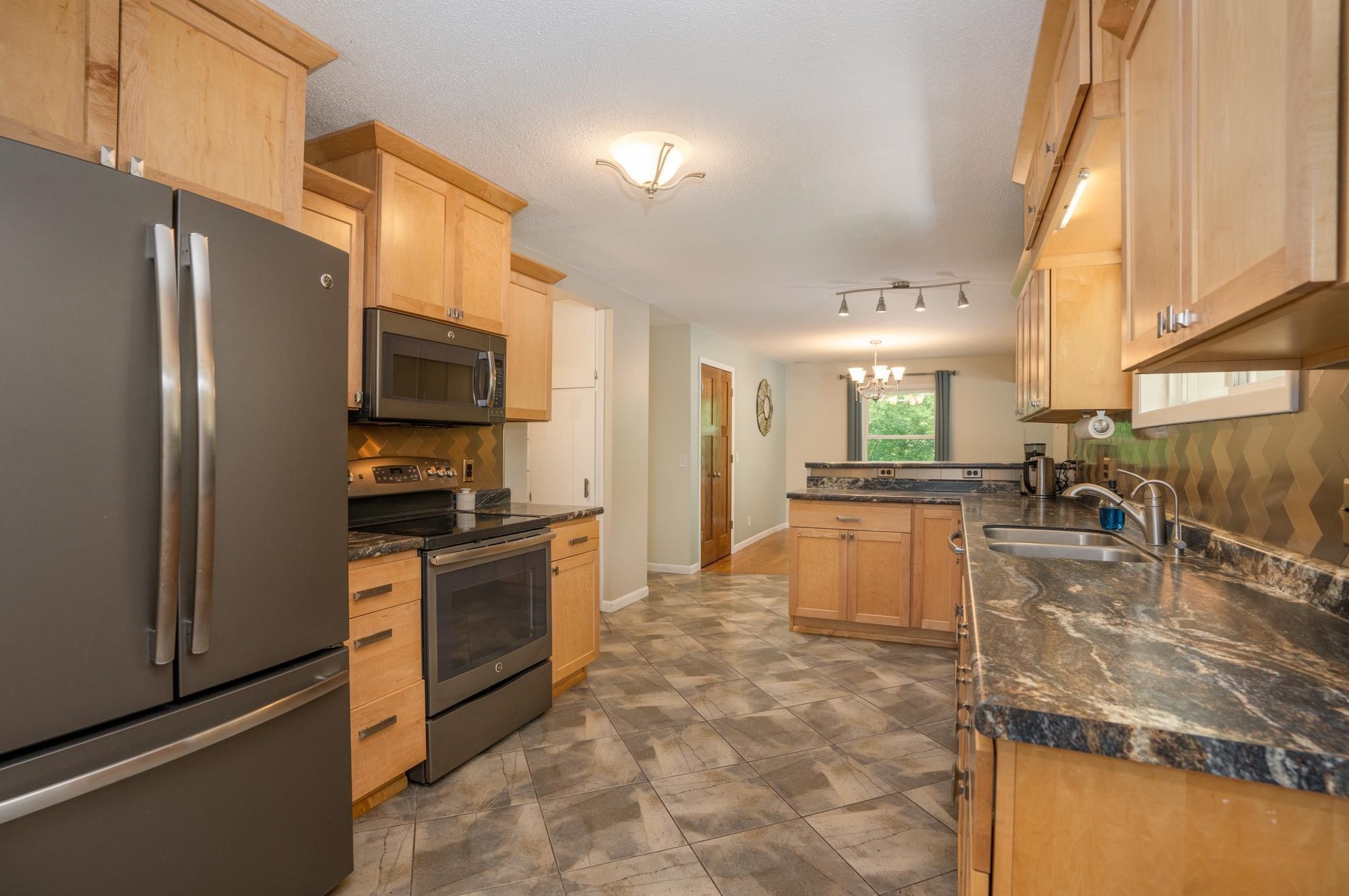7290 140th Ave Ne, Spicer, MN 56288