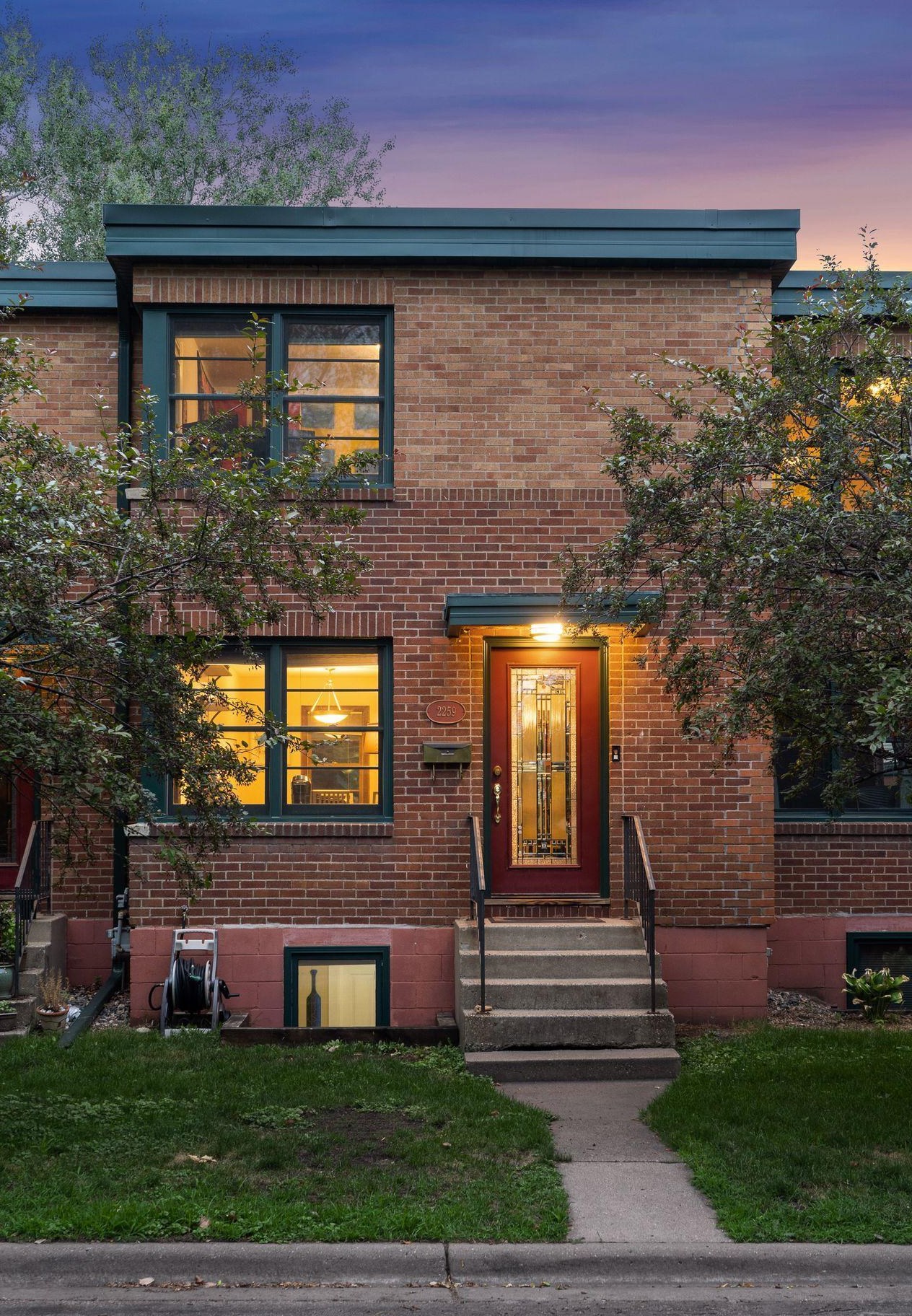 2259 Priscilla St, Saint Paul MN  55108-2031 exterior