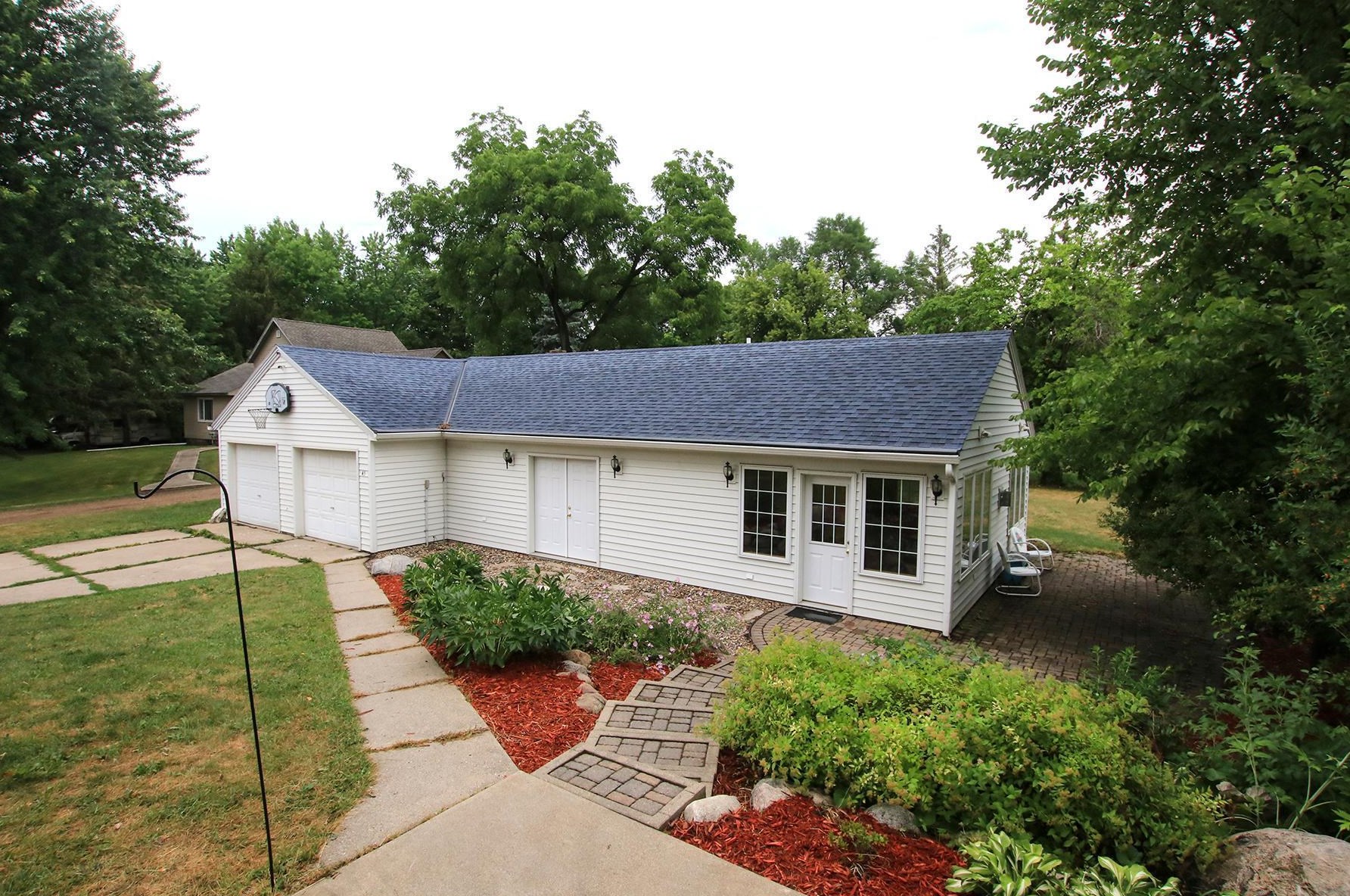 45 5th Ave Nw, Cedar Mills, MN 55350