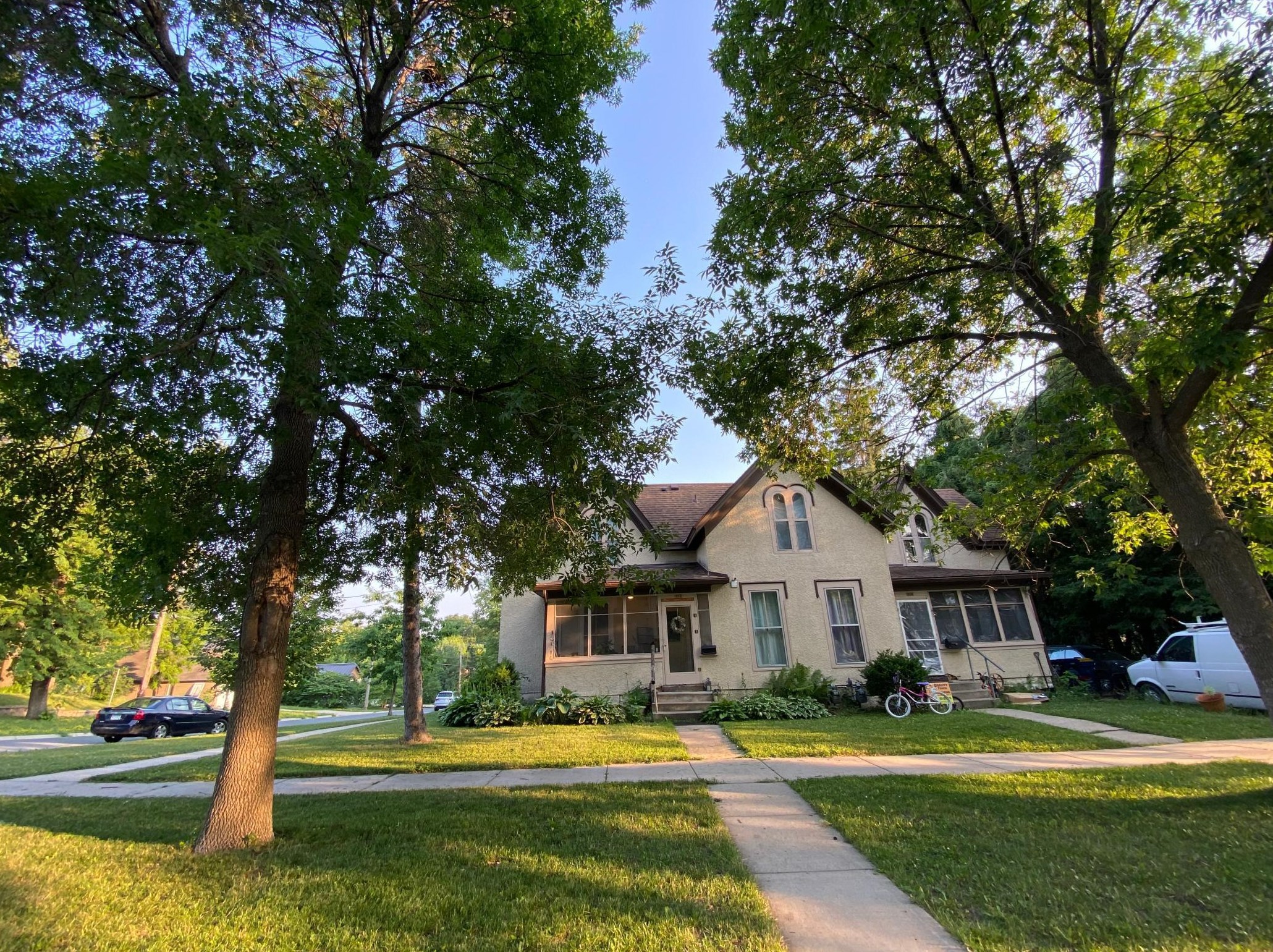 318 6th St E, Waterford, MN 55057