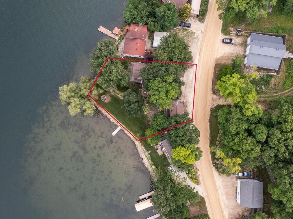 40416 Ryans Bay Rd, Hammond, MN 55991