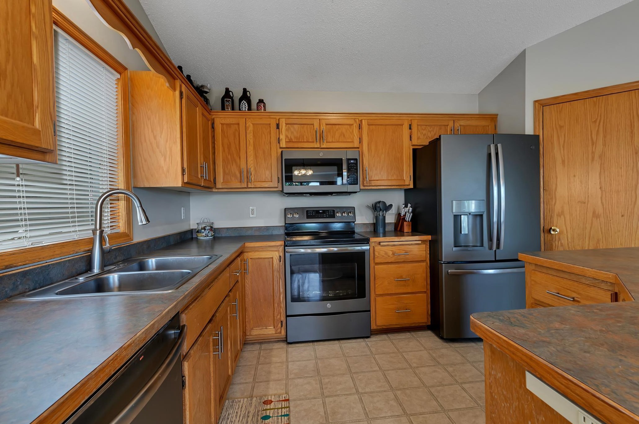 357 Donna Ct, Big Lake MN  55309-3301 exterior