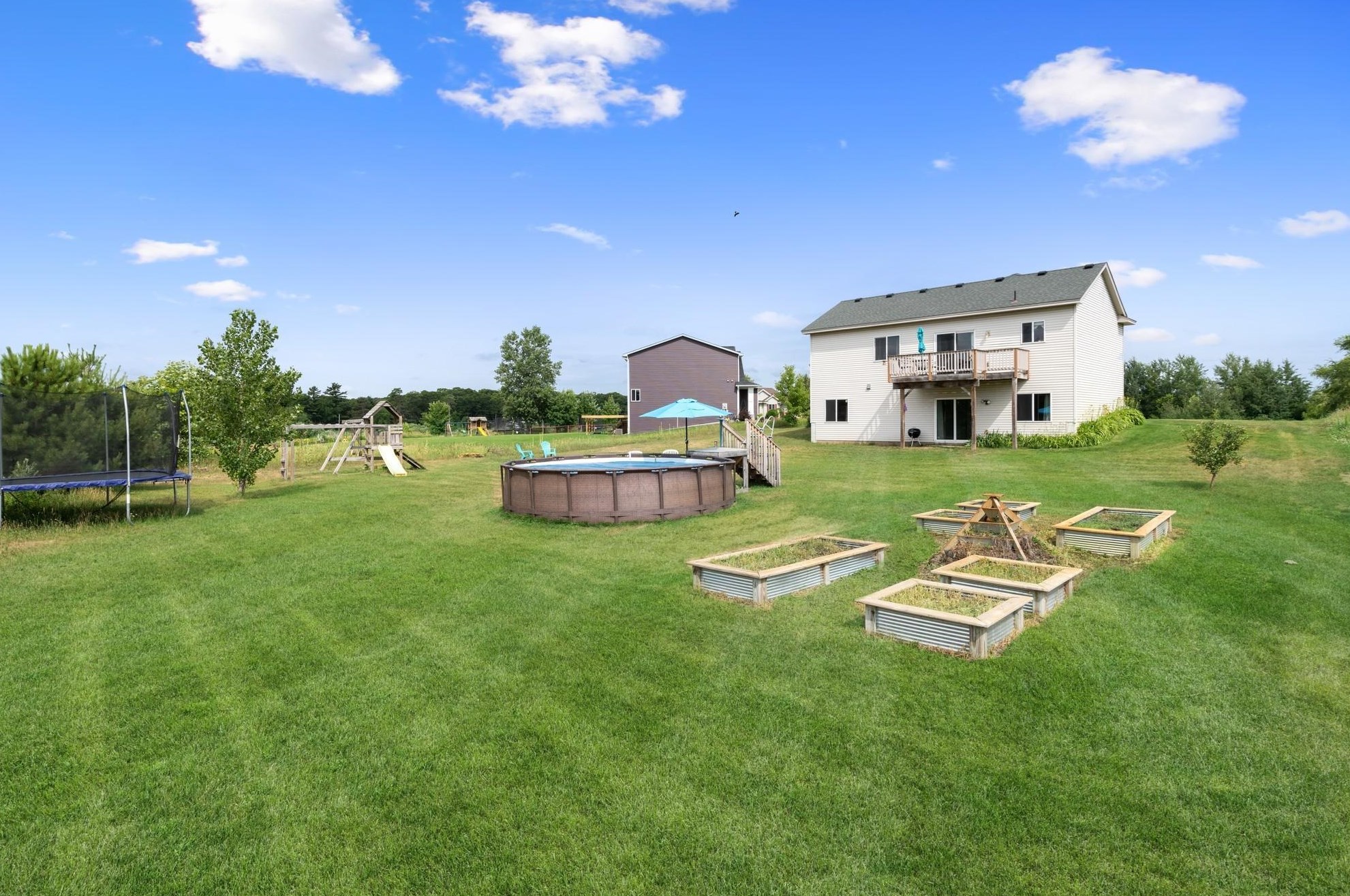 12279 282nd Ave Nw, Zimmerman, MN 55398