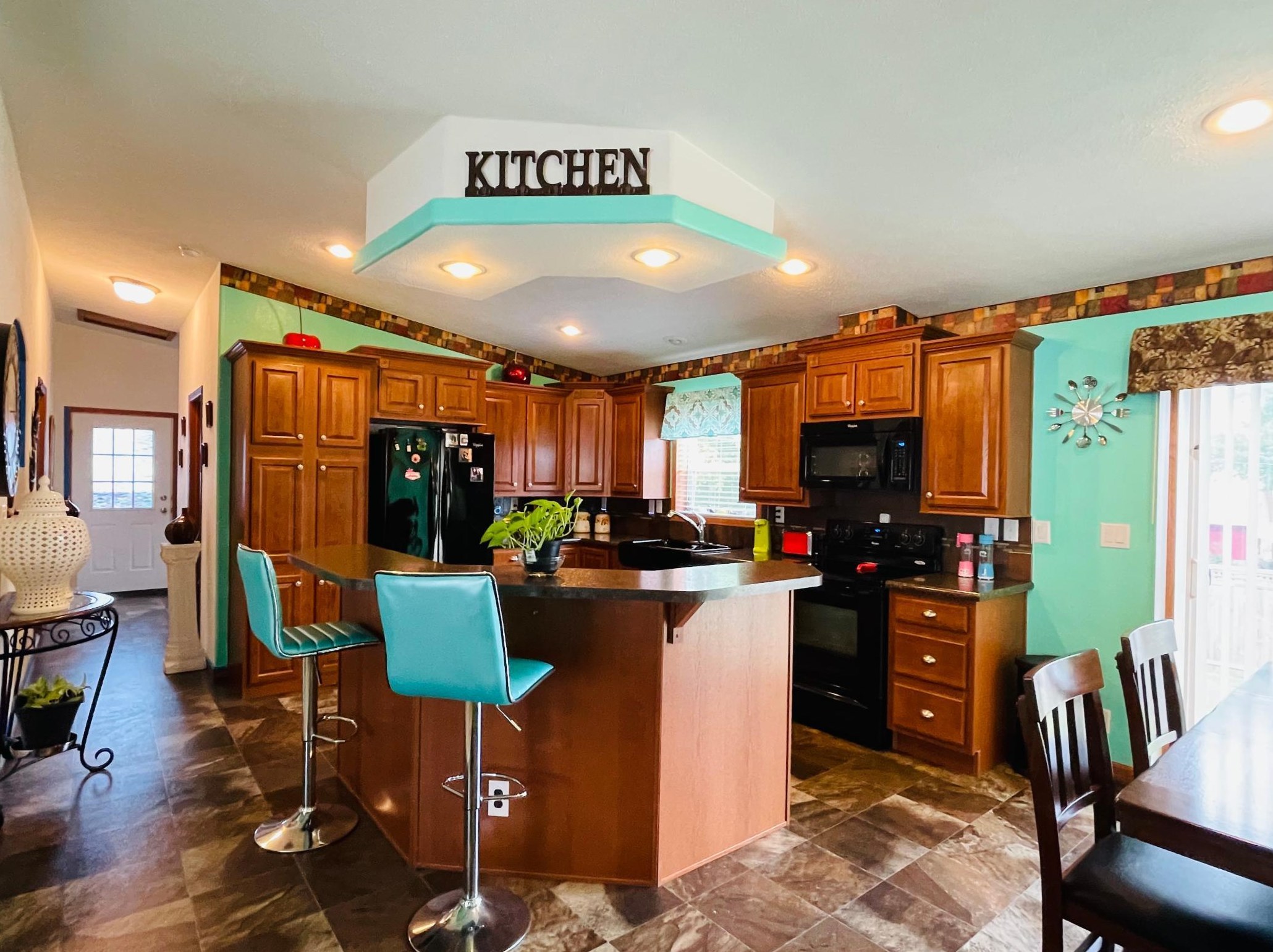 205 Elizabeth Ave, Oakland MN  56007-2537 exterior