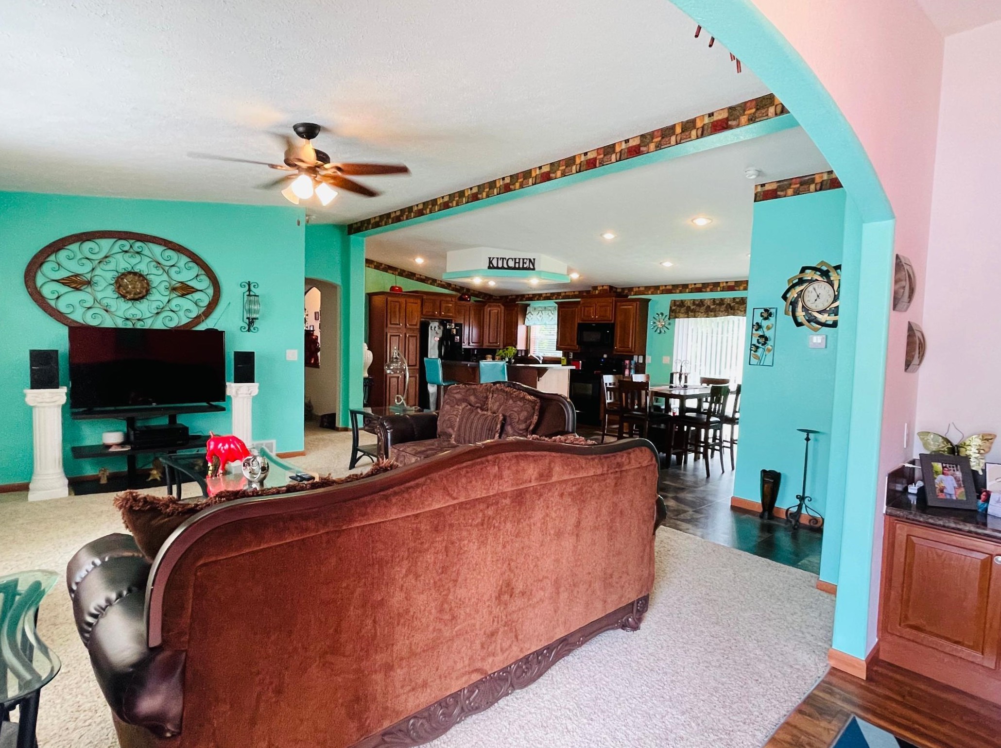 205 Elizabeth Ave, Oakland MN  56007-2537 exterior