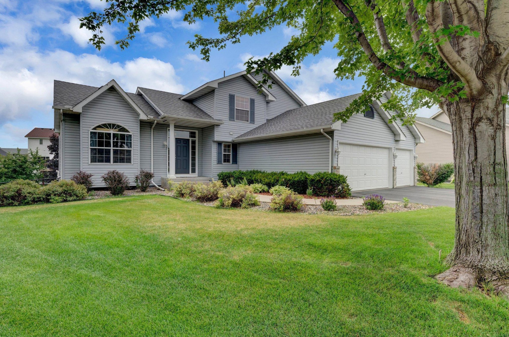 3036 Clary Ct, Prior Lake, MN 55379-5428