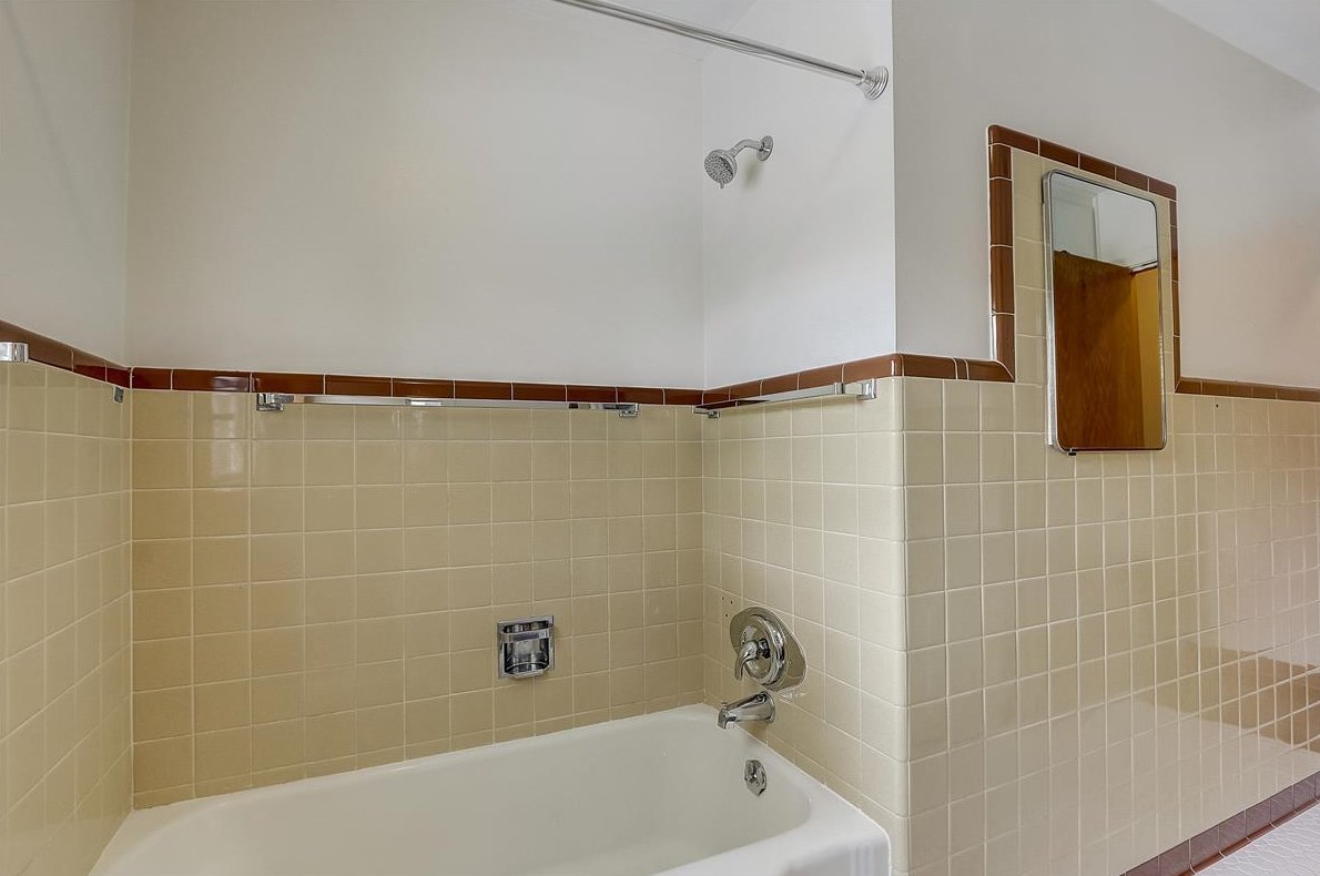 529 Otis Ave, Saint Paul MN  55104-4952 exterior