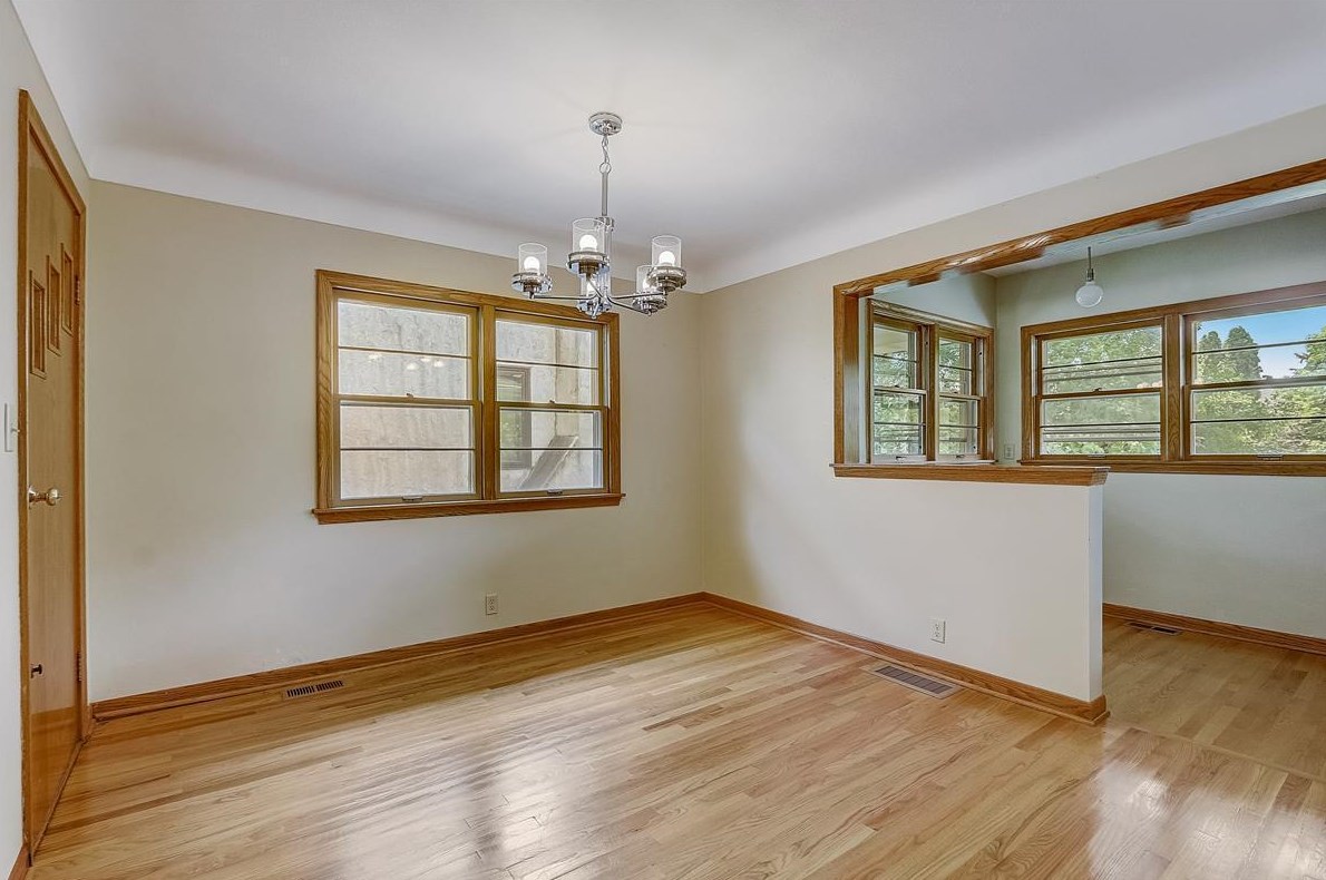 529 Otis Ave, Saint Paul MN  55104-4952 exterior