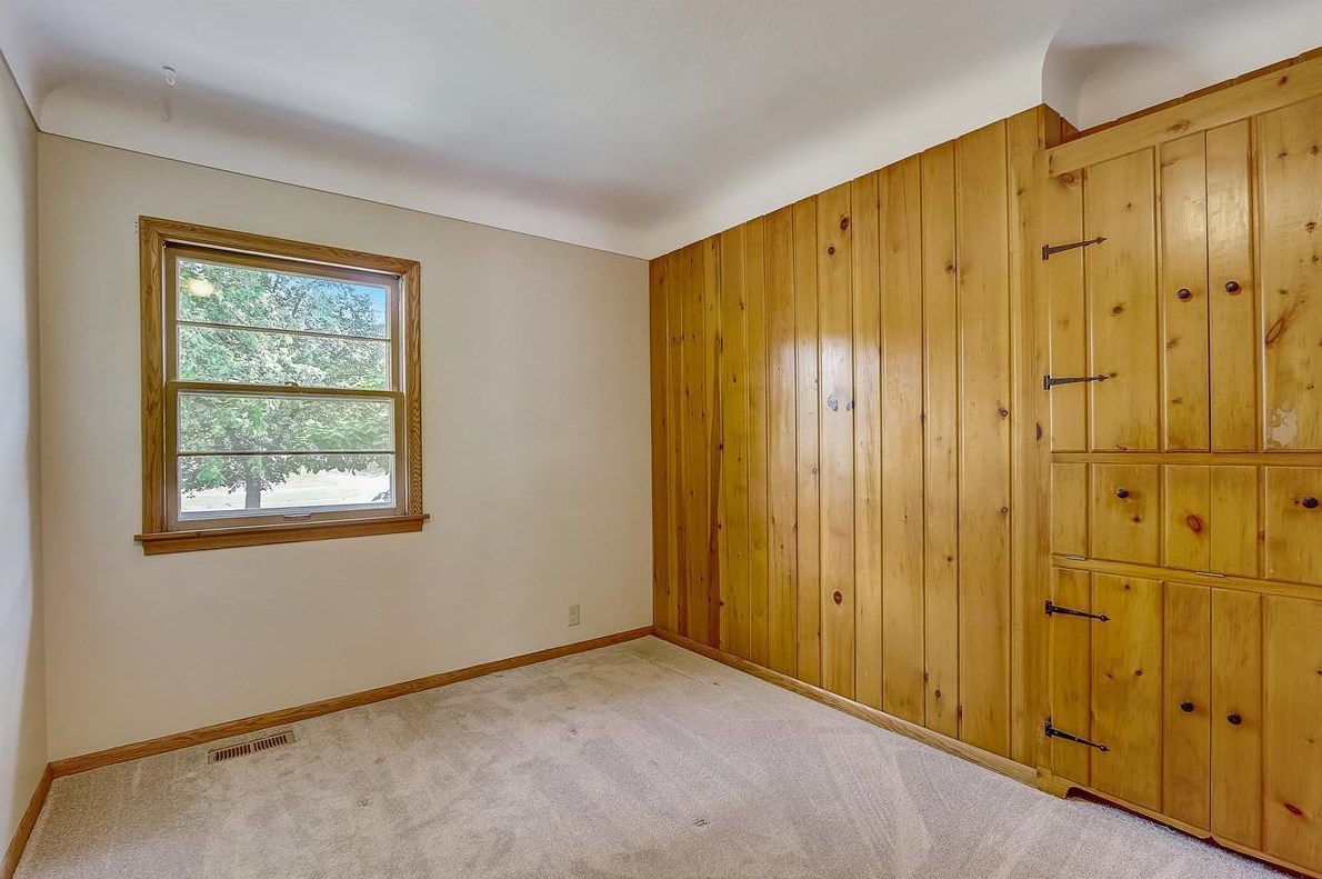 529 Otis Ave, Saint Paul MN  55104-4952 exterior