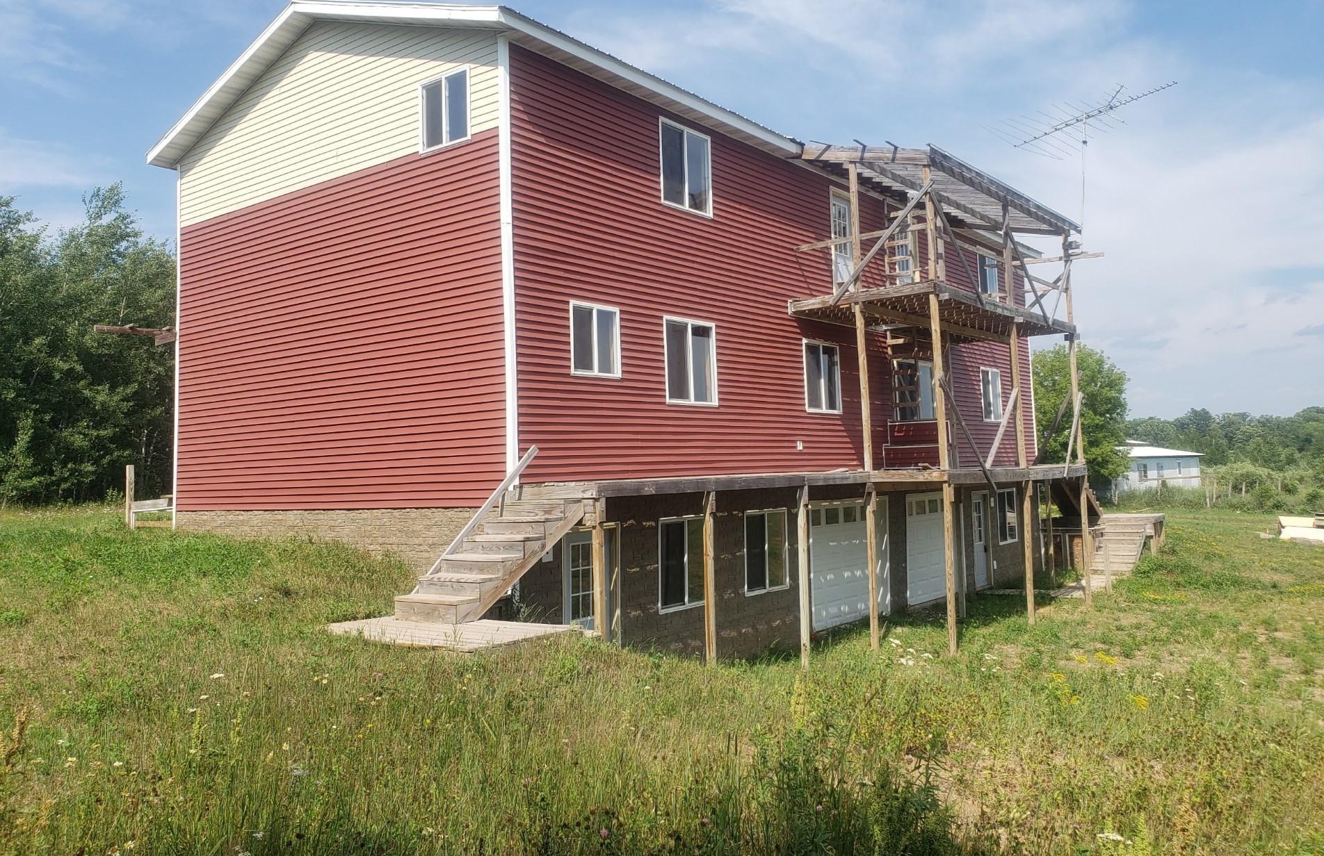 28038 Hardwood Ln, Quamba, MN 55007-5768