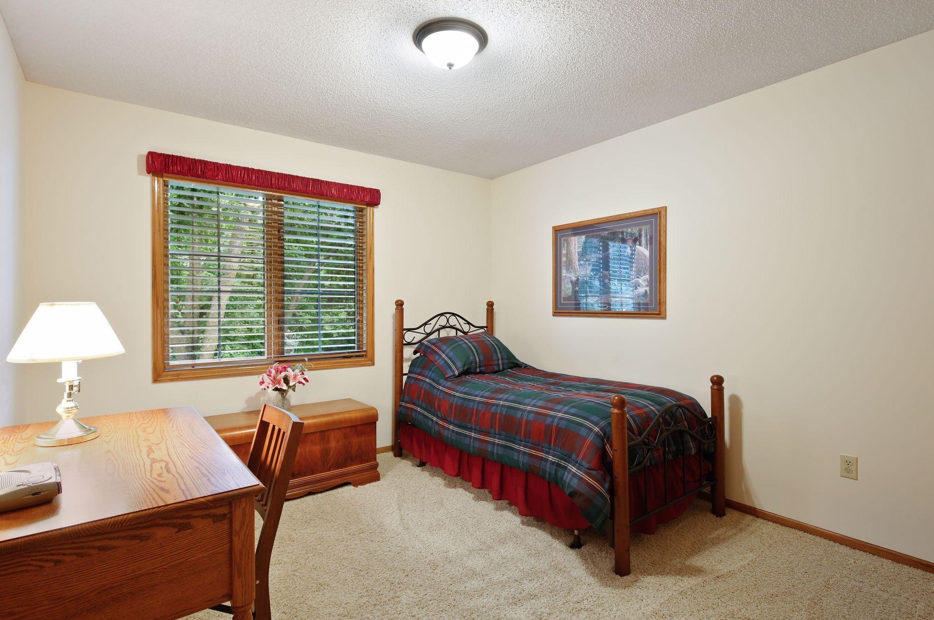 9039 Gould Rd, Edina MN  55347-3362 exterior