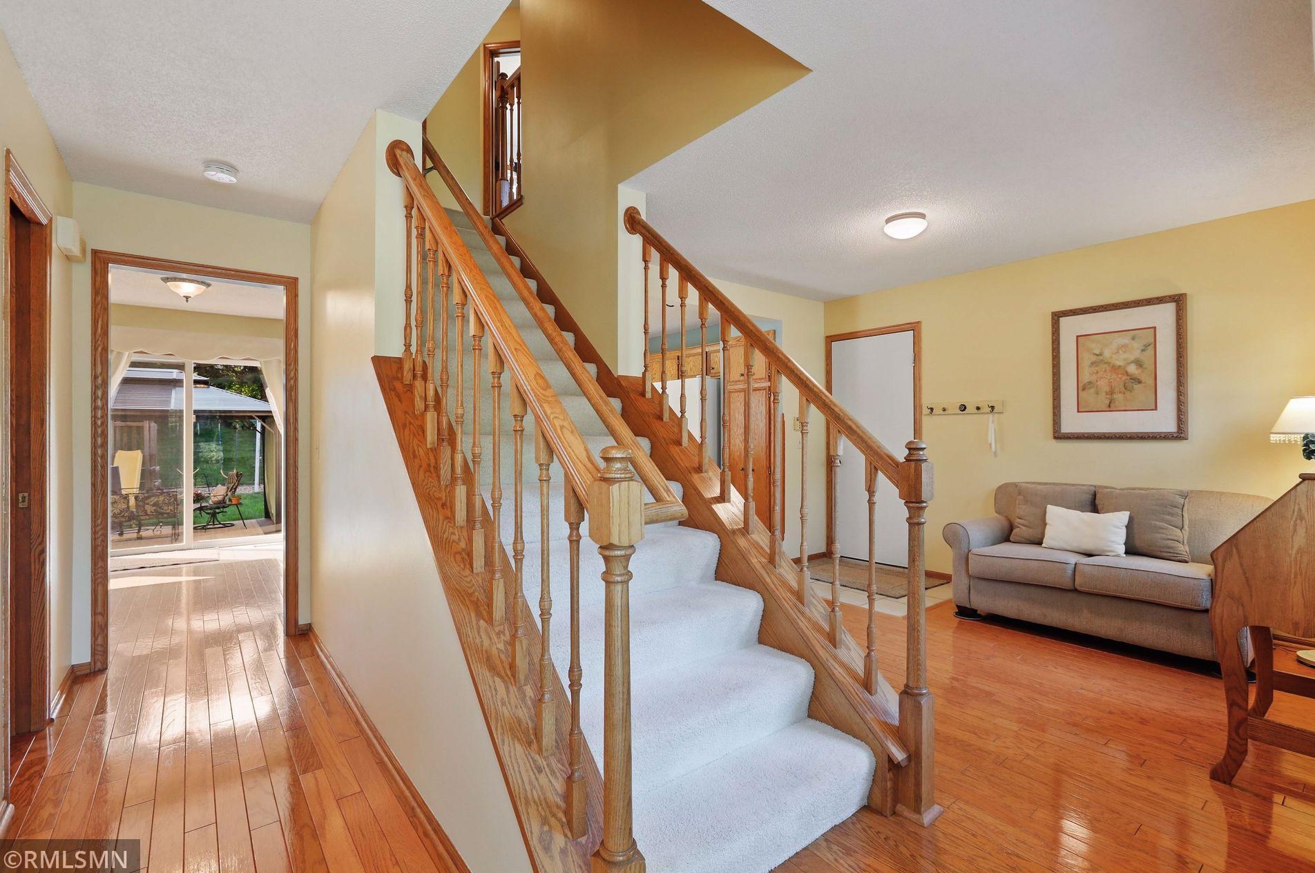 8318 173rd St, Lakeville, MN 55044-7815