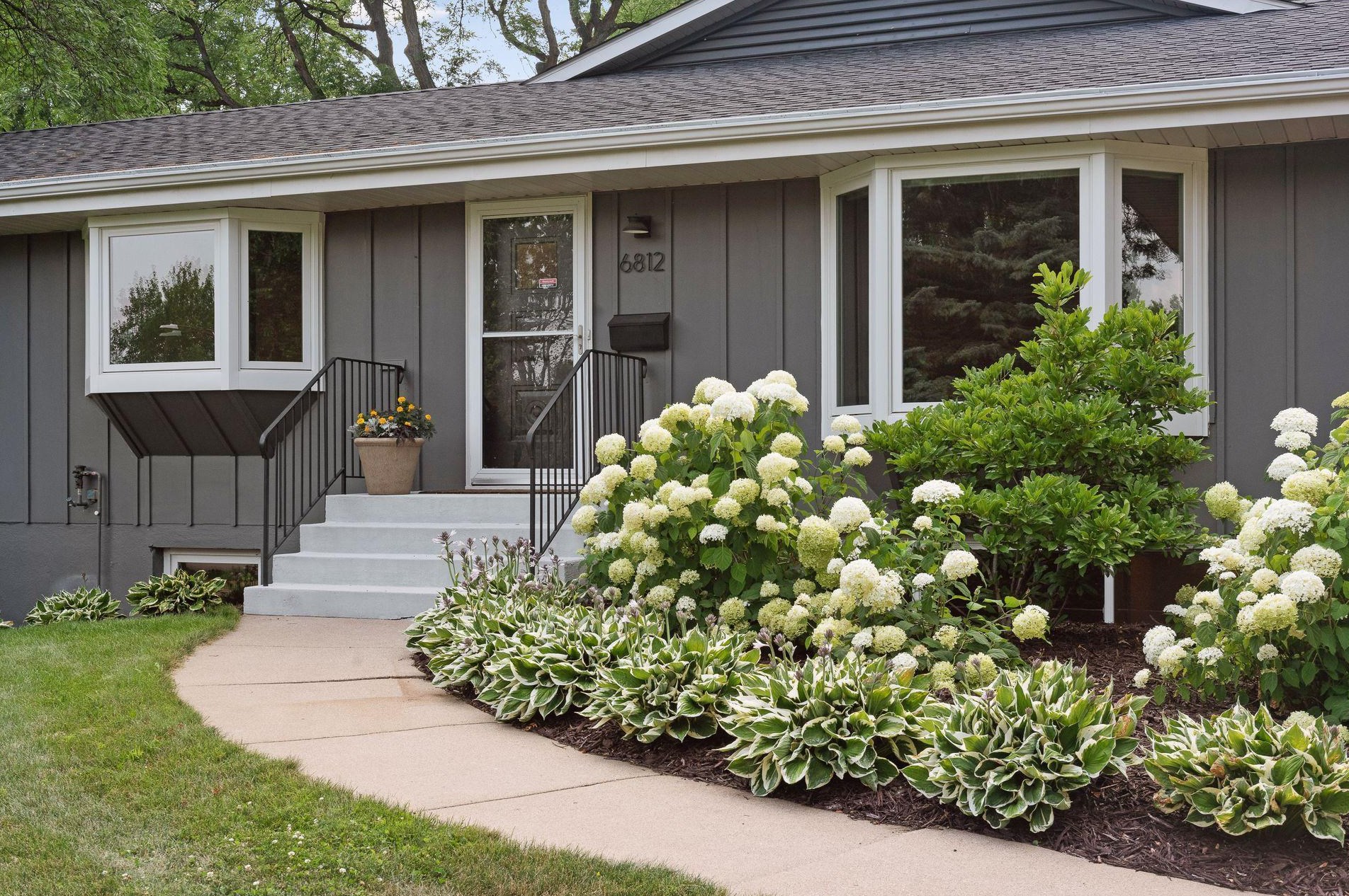 6812 Wooddale Ave S, Minneapolis, MN 55435