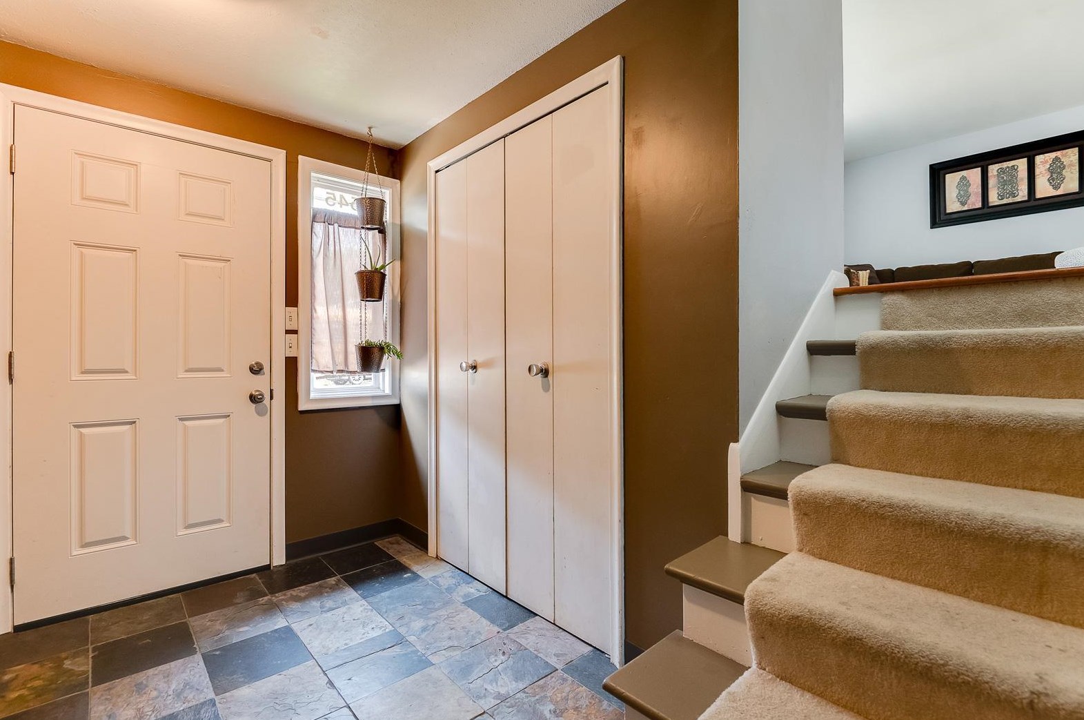 1545 Winchell St, Saint Paul MN  55106-1451 exterior