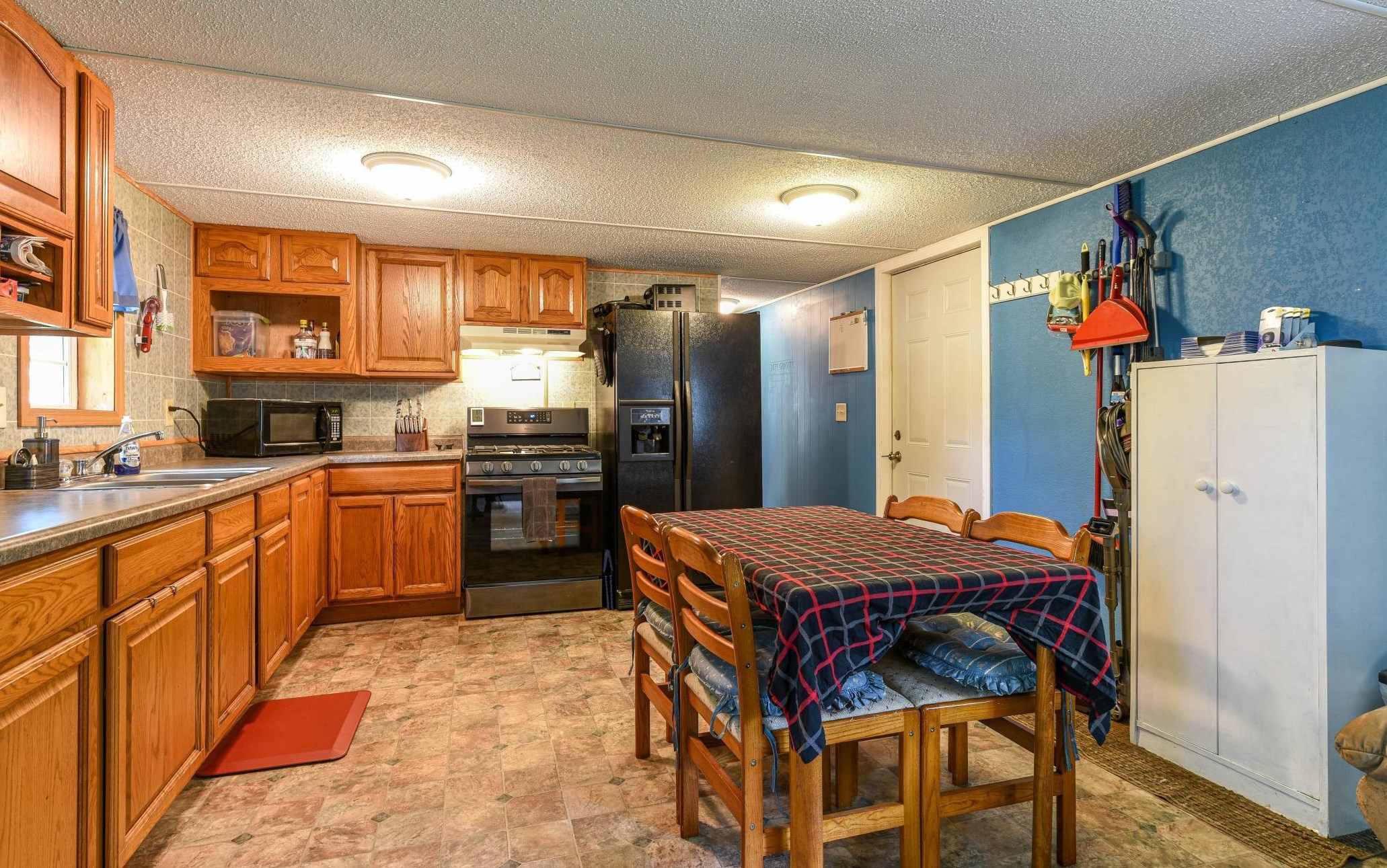 9182 Estate Cir, Brainerd, MN 56401