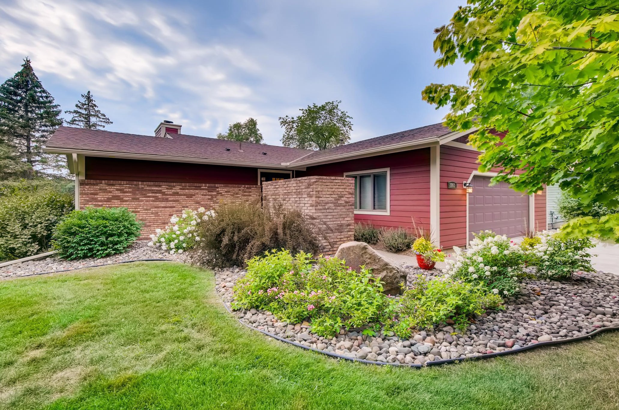 2865 Halstead Ln, Orono, MN 55364-9406