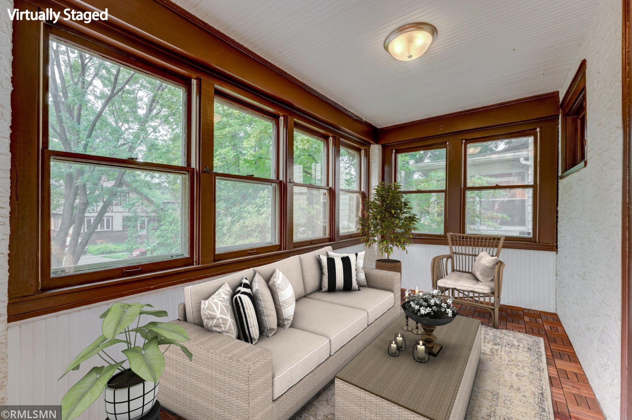 1027 Wakefield Ave, Saint Paul, MN 55106-5625