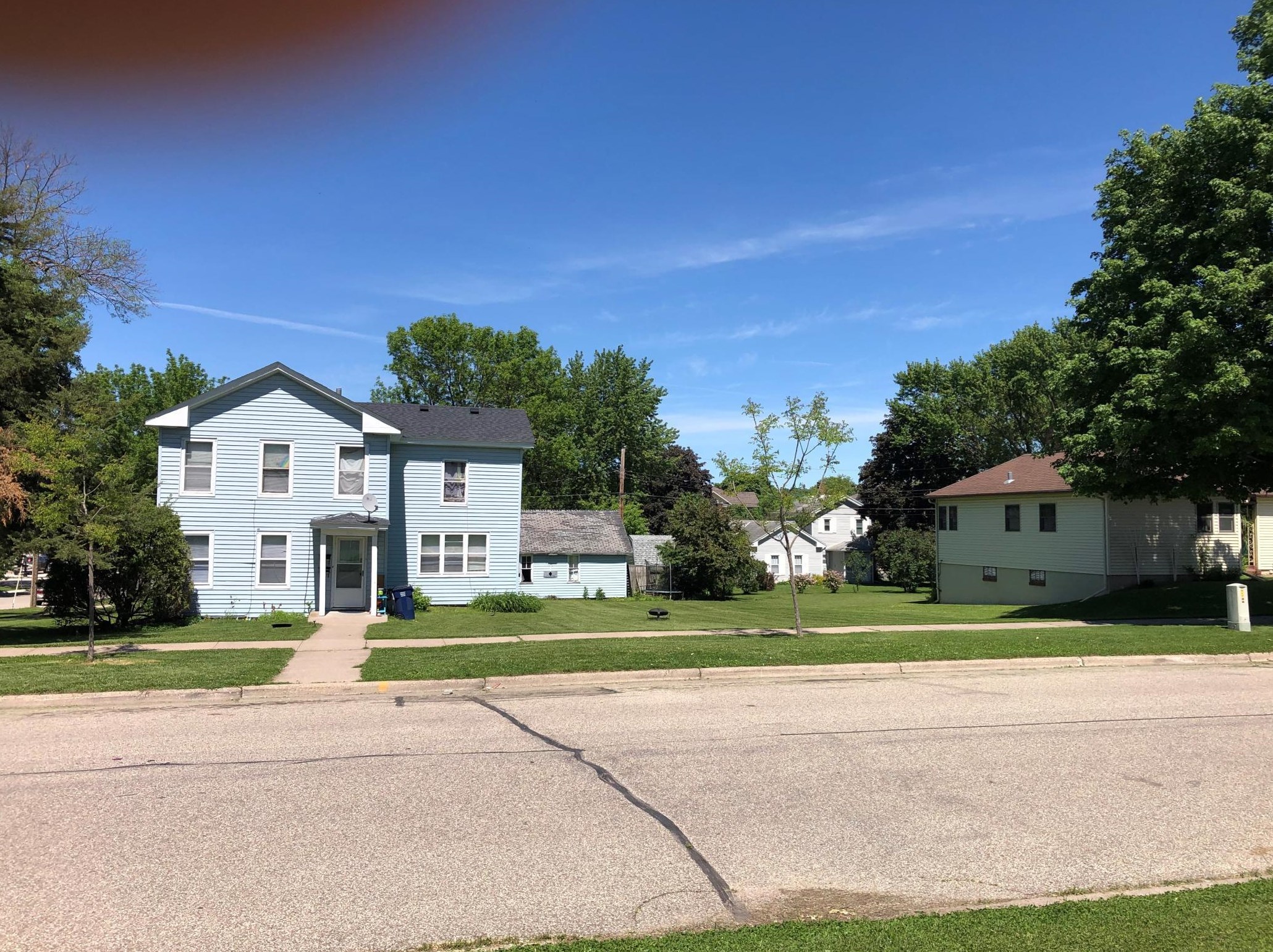 314 High St, Lake City, MN 55041-1530