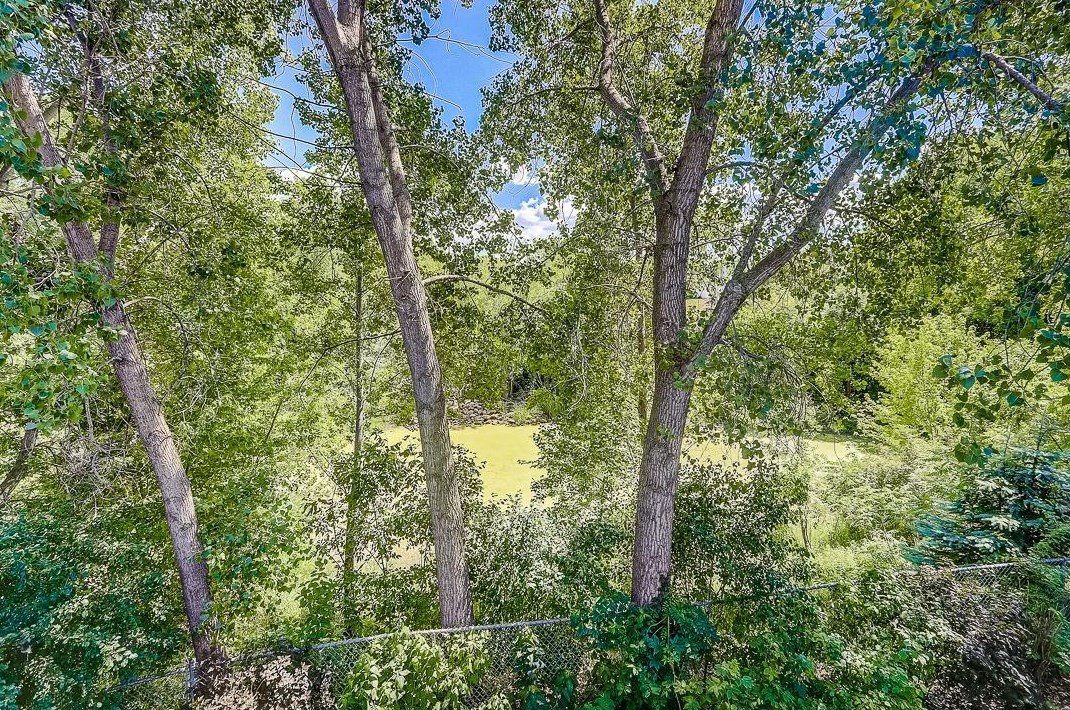 2164 Mcafee Cir, Saint Paul MN  55109-2511 exterior
