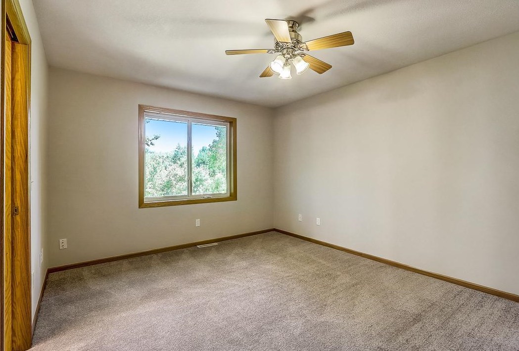 2164 Mcafee Cir, Saint Paul MN  55109-2511 exterior