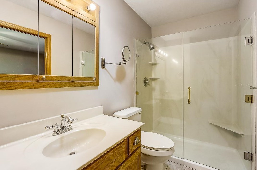2164 Mcafee Cir, Saint Paul MN  55109-2511 exterior