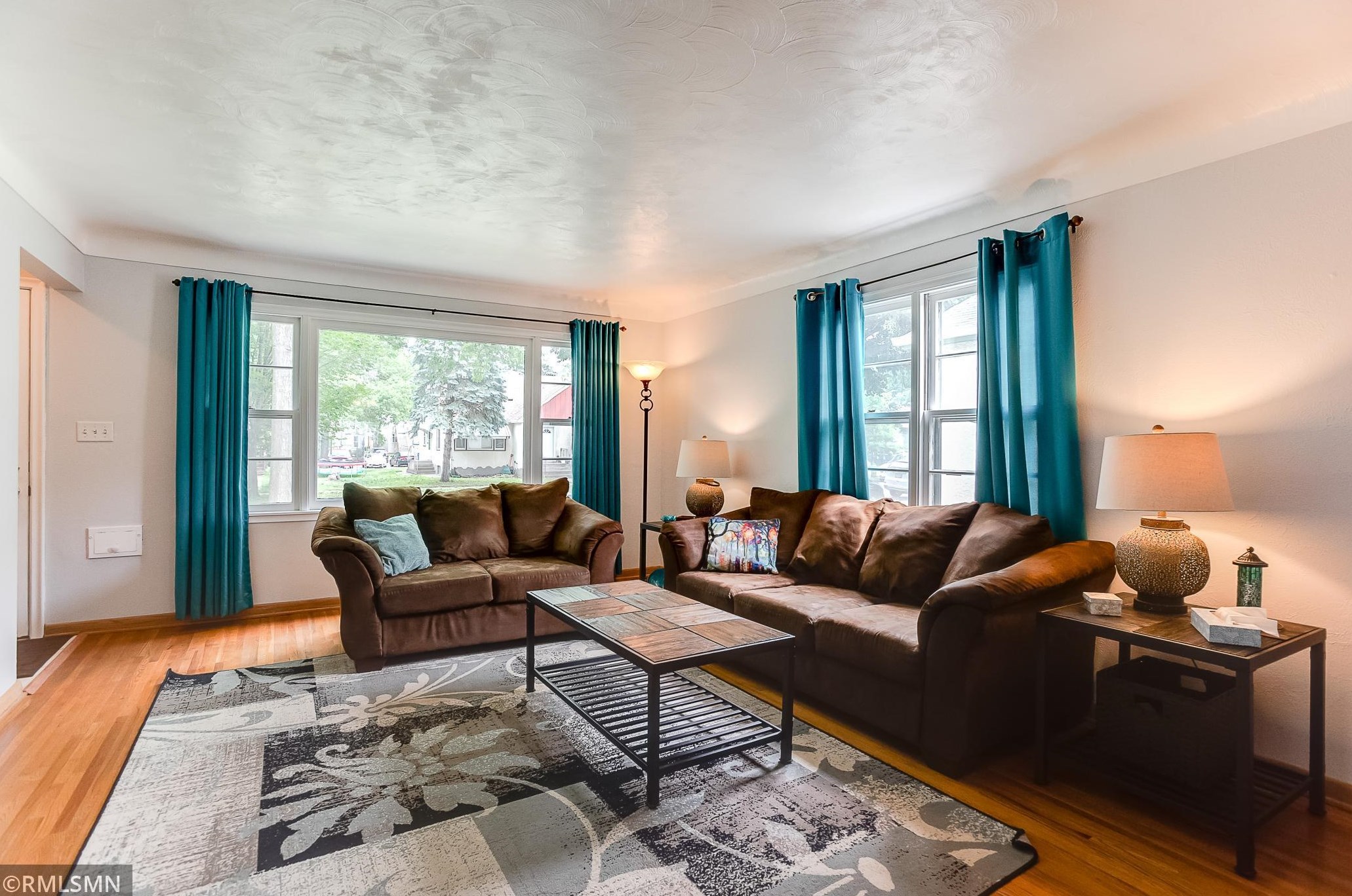 1225 Matilda St, Saint Paul, MN 55117-4823