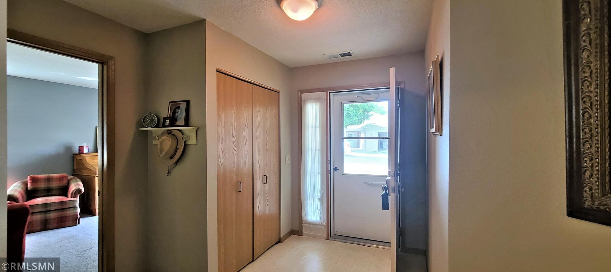 874 Bahls Dr, Hastings, MN 55033