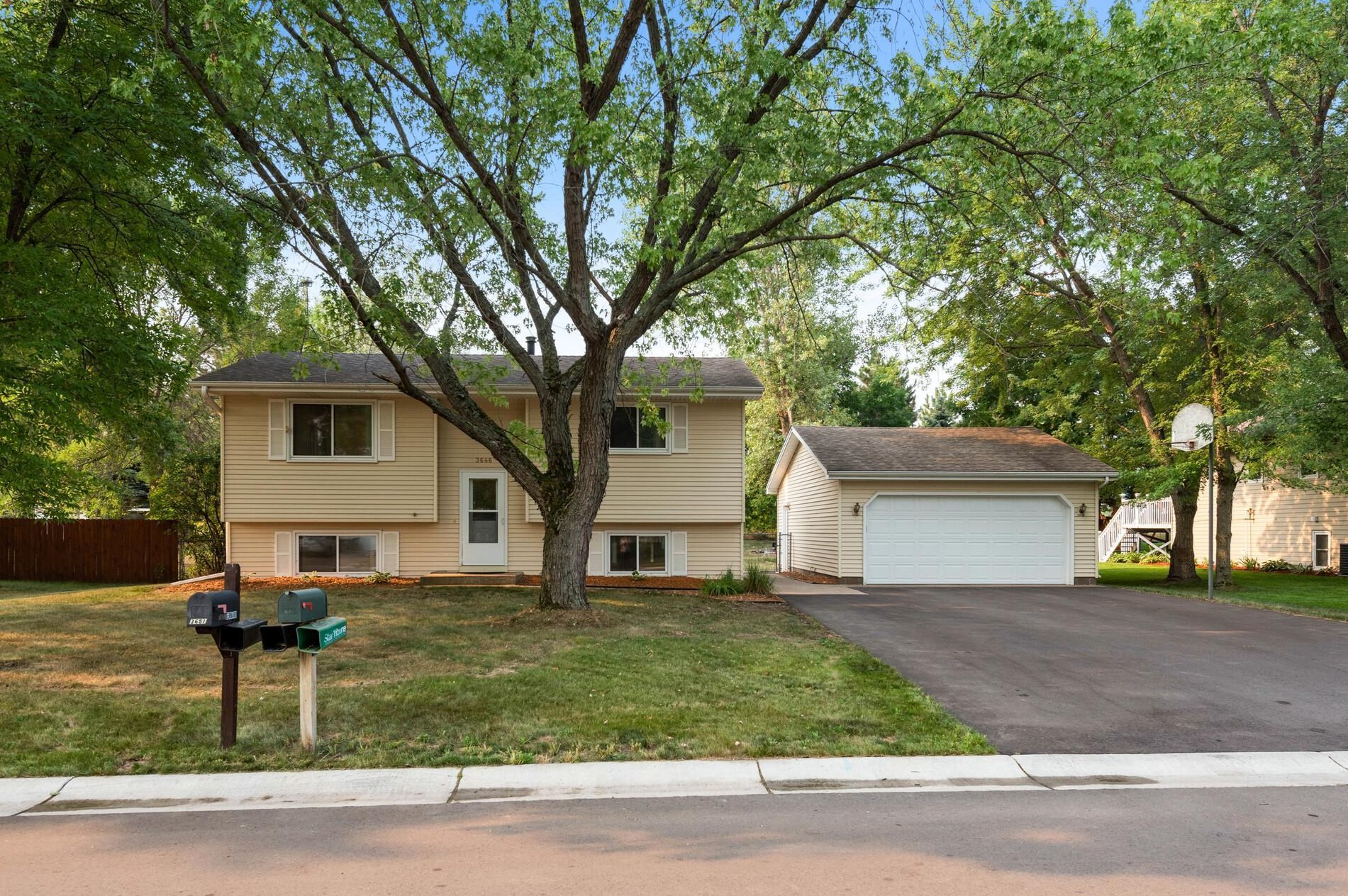 3646 225th Ln, Saint Francis, MN 55070-9653