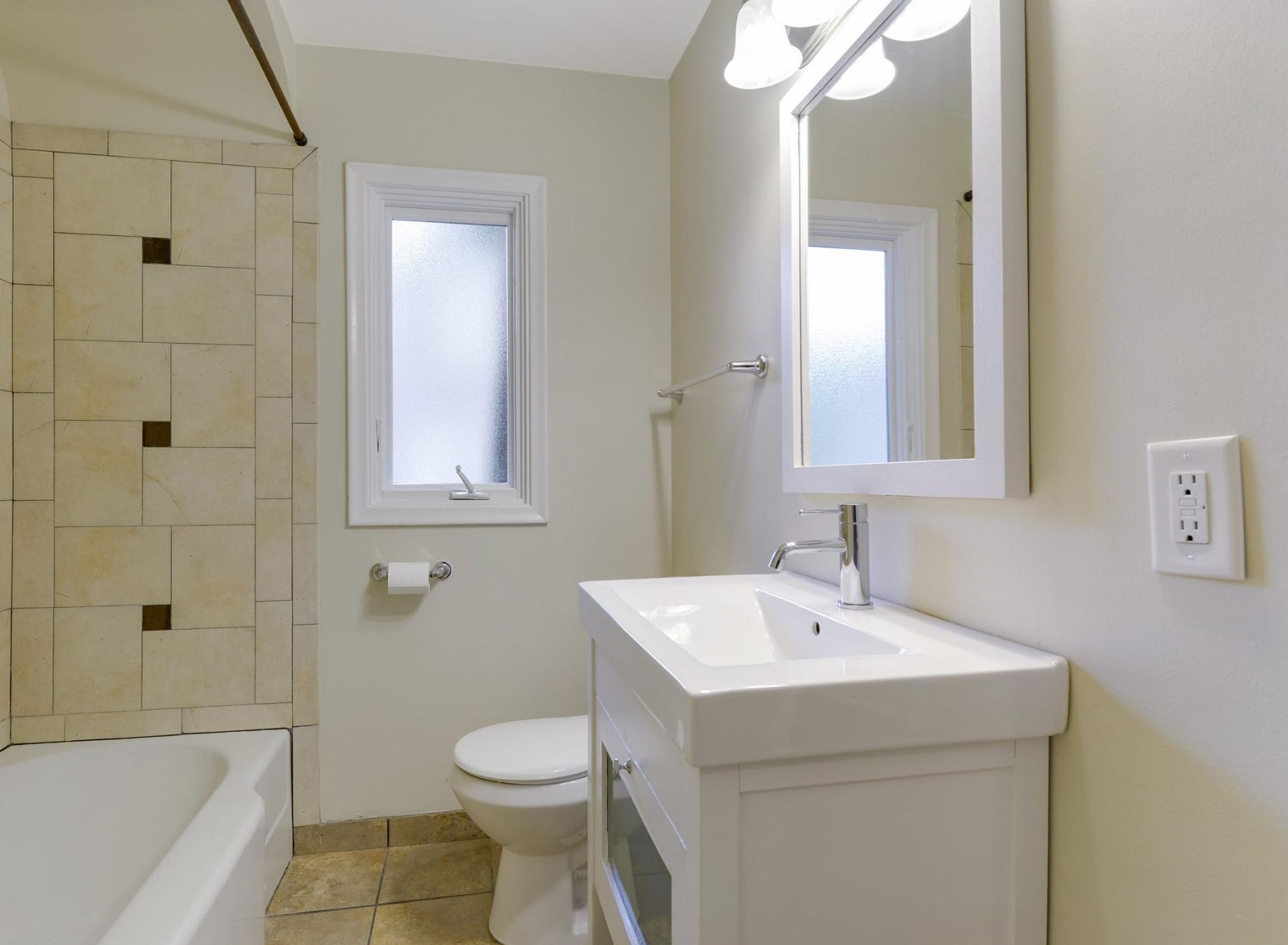 362 Lexington Pkwy, Saint Paul MN  55105-2963 exterior