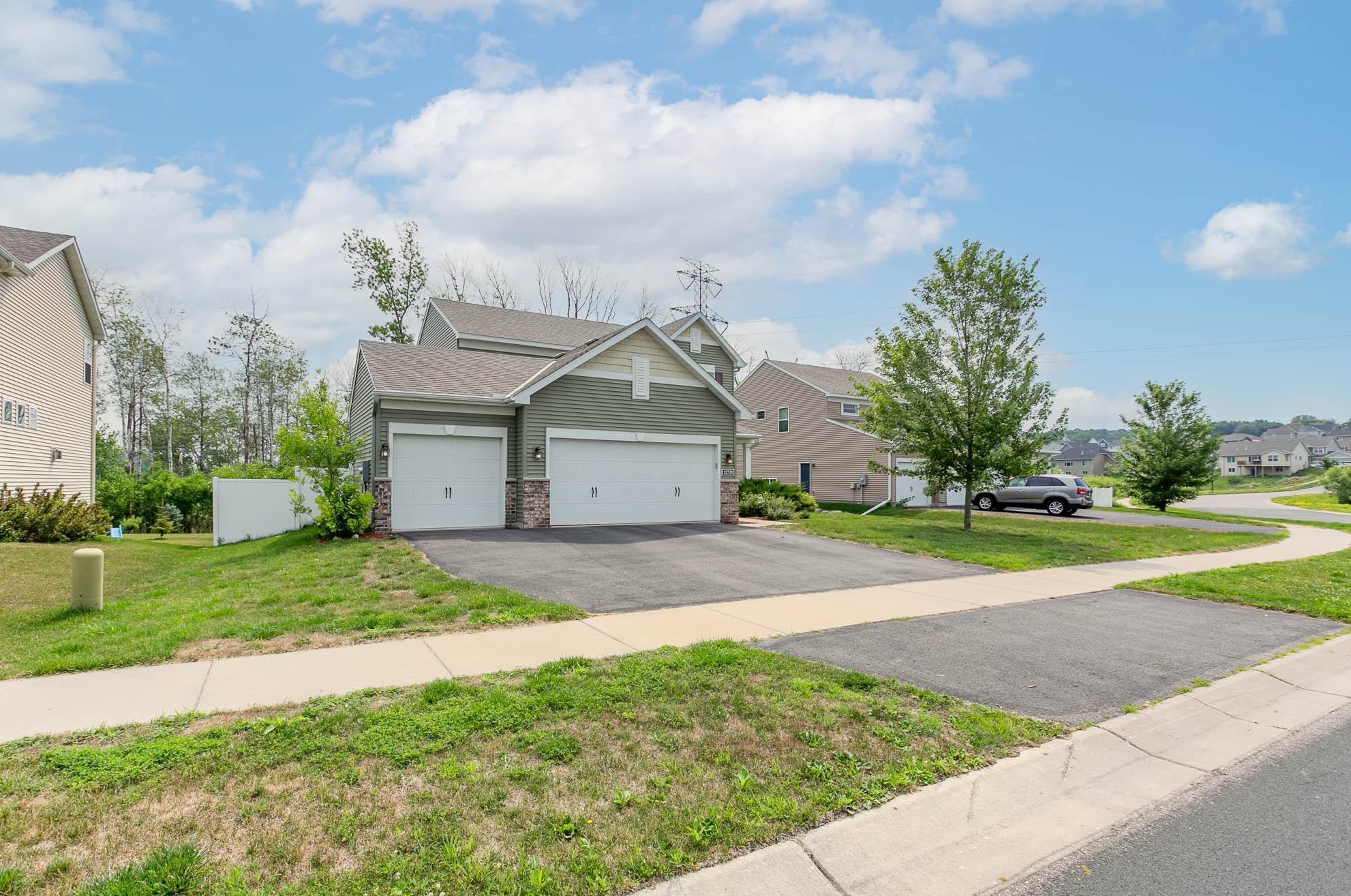 12721 Glenhurst Ave, Prior Lake, MN 55378-1494