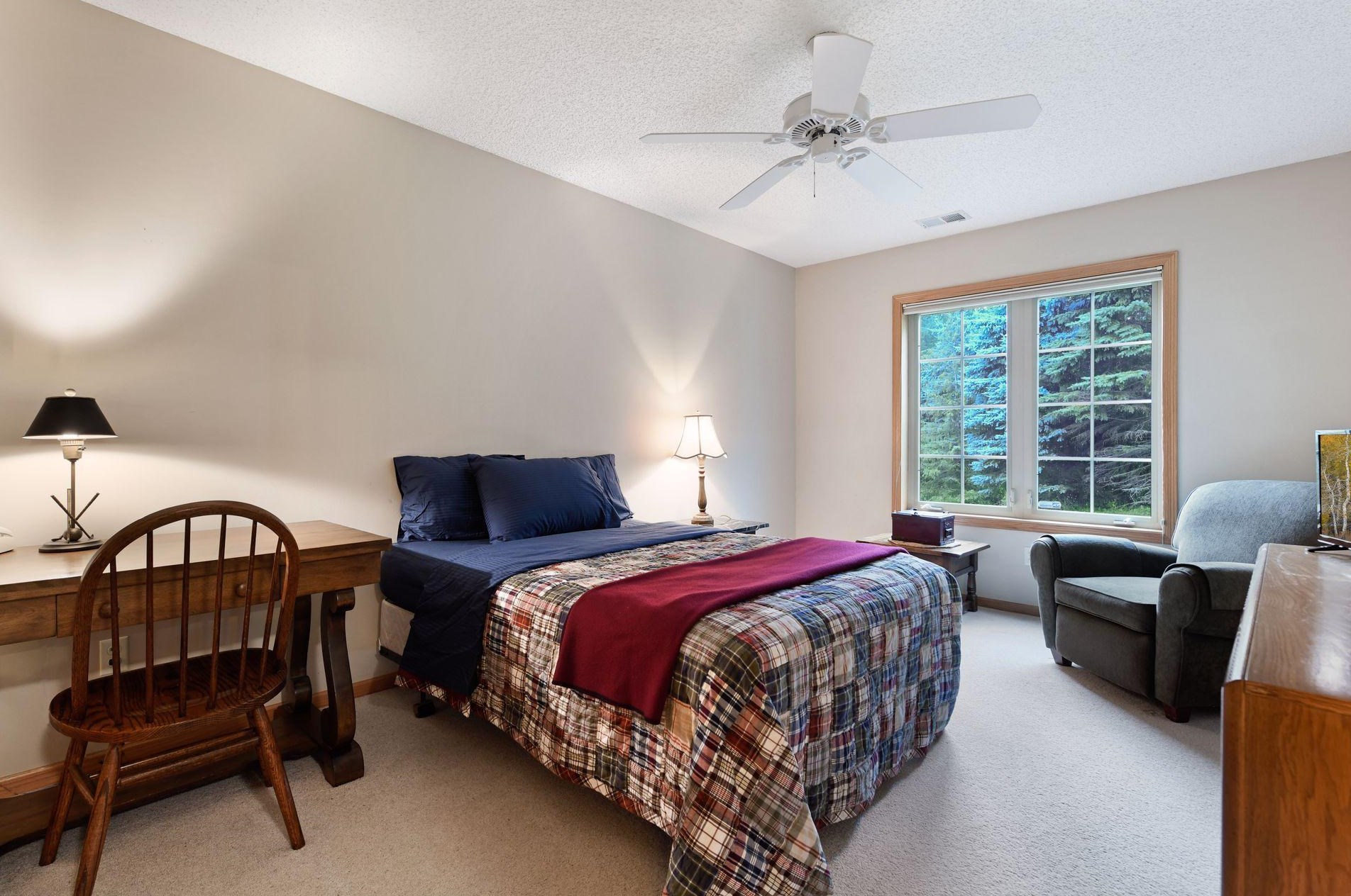 13696 Fenwick Cir, Edina MN 55346-3008 exterior