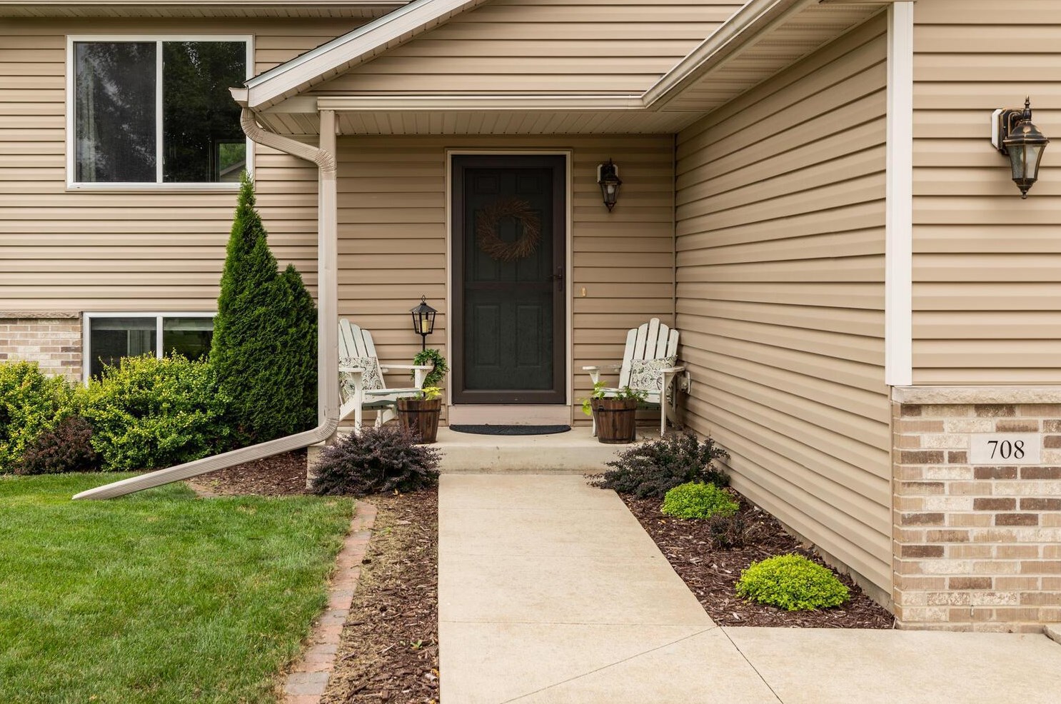 708 Willow Green Ct, Pleasant Grove, MN 55976-1678