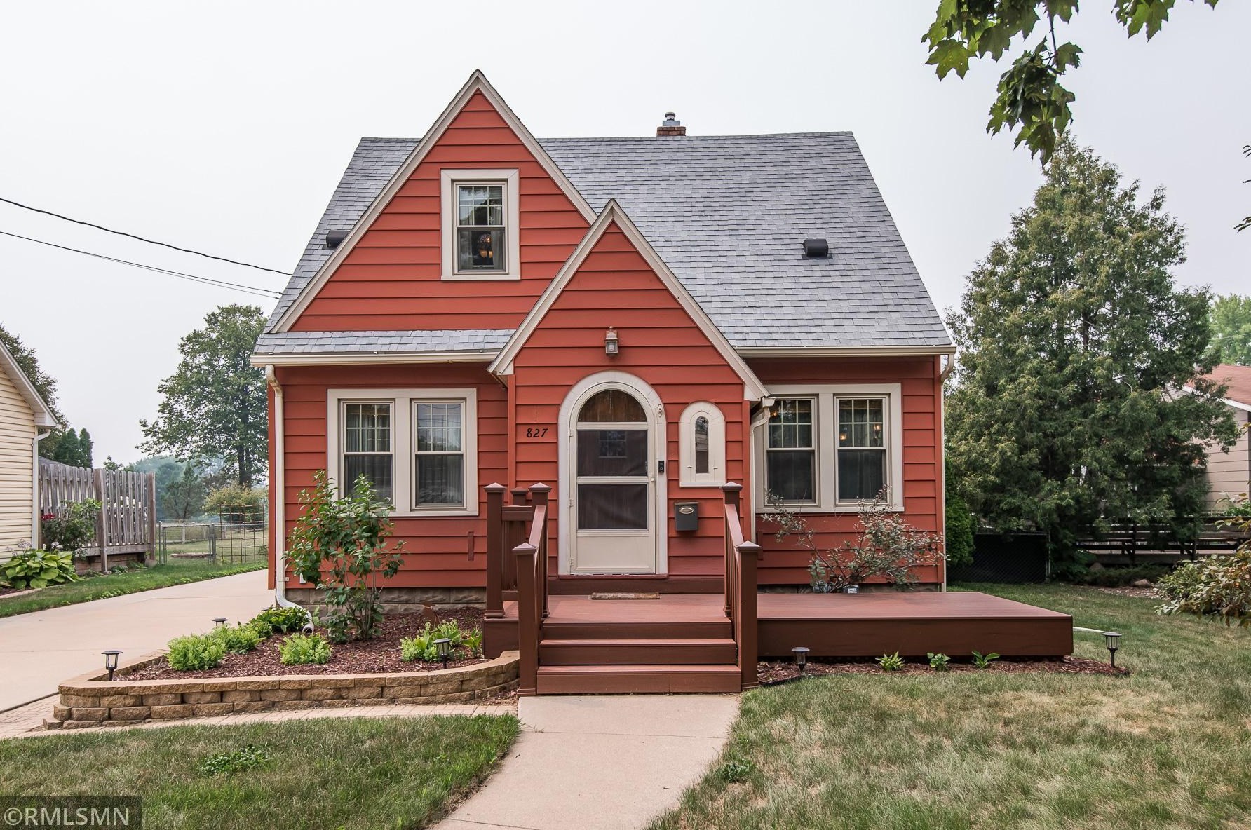 827 11th Ave, Rochester, MN 55906-7318