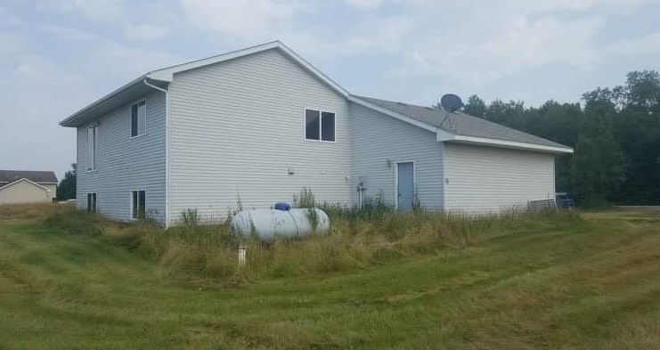 15860 110th St, Foreston, MN 56330