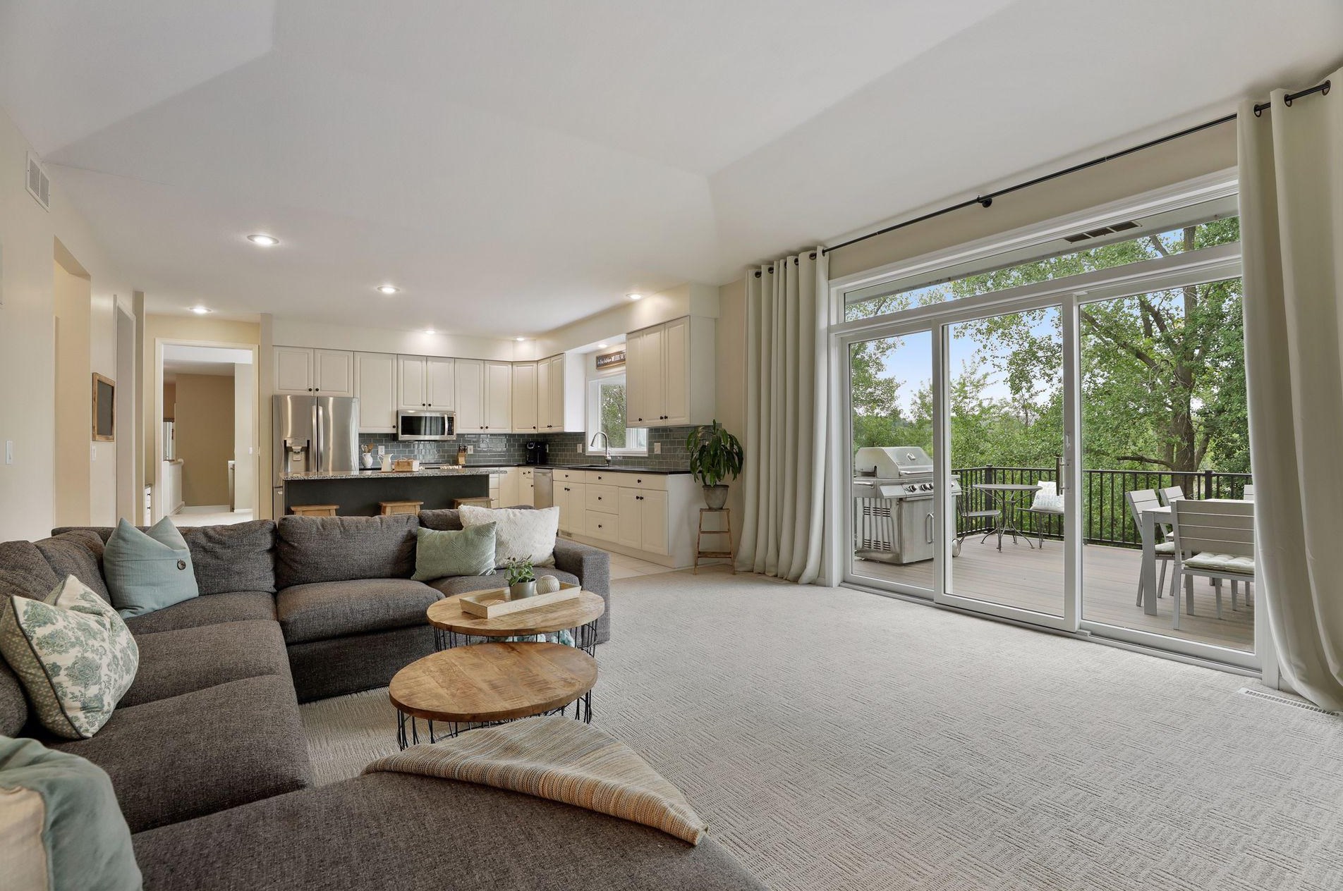 7722 Somerset Rd, Saint Paul MN  55125-2382 exterior