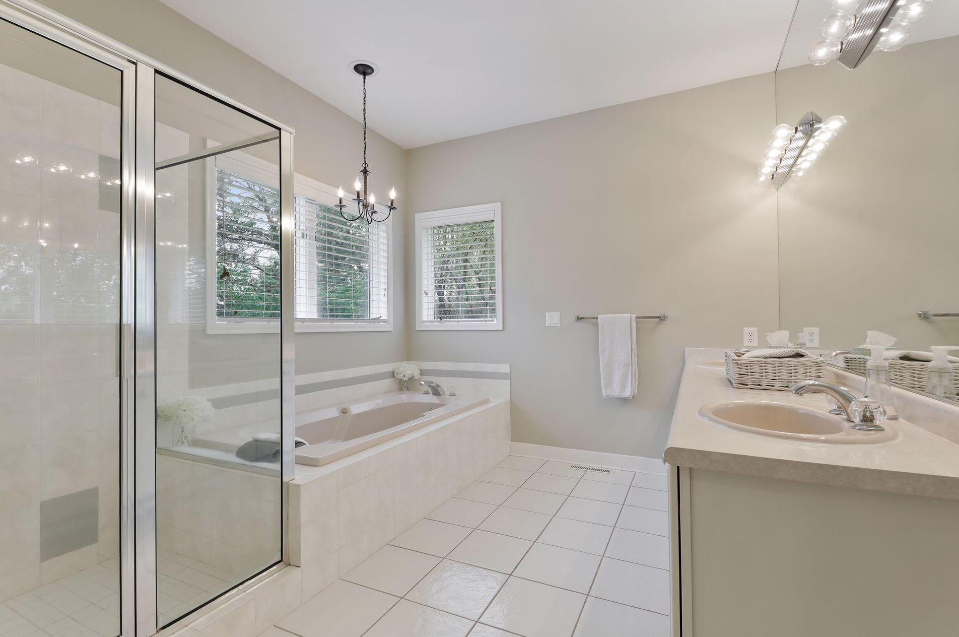 7722 Somerset Rd, Saint Paul MN  55125-2382 exterior