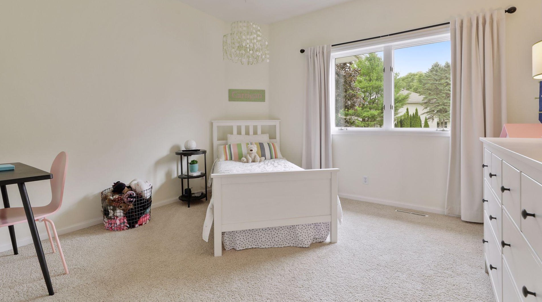 7722 Somerset Rd, Saint Paul MN  55125-2382 exterior