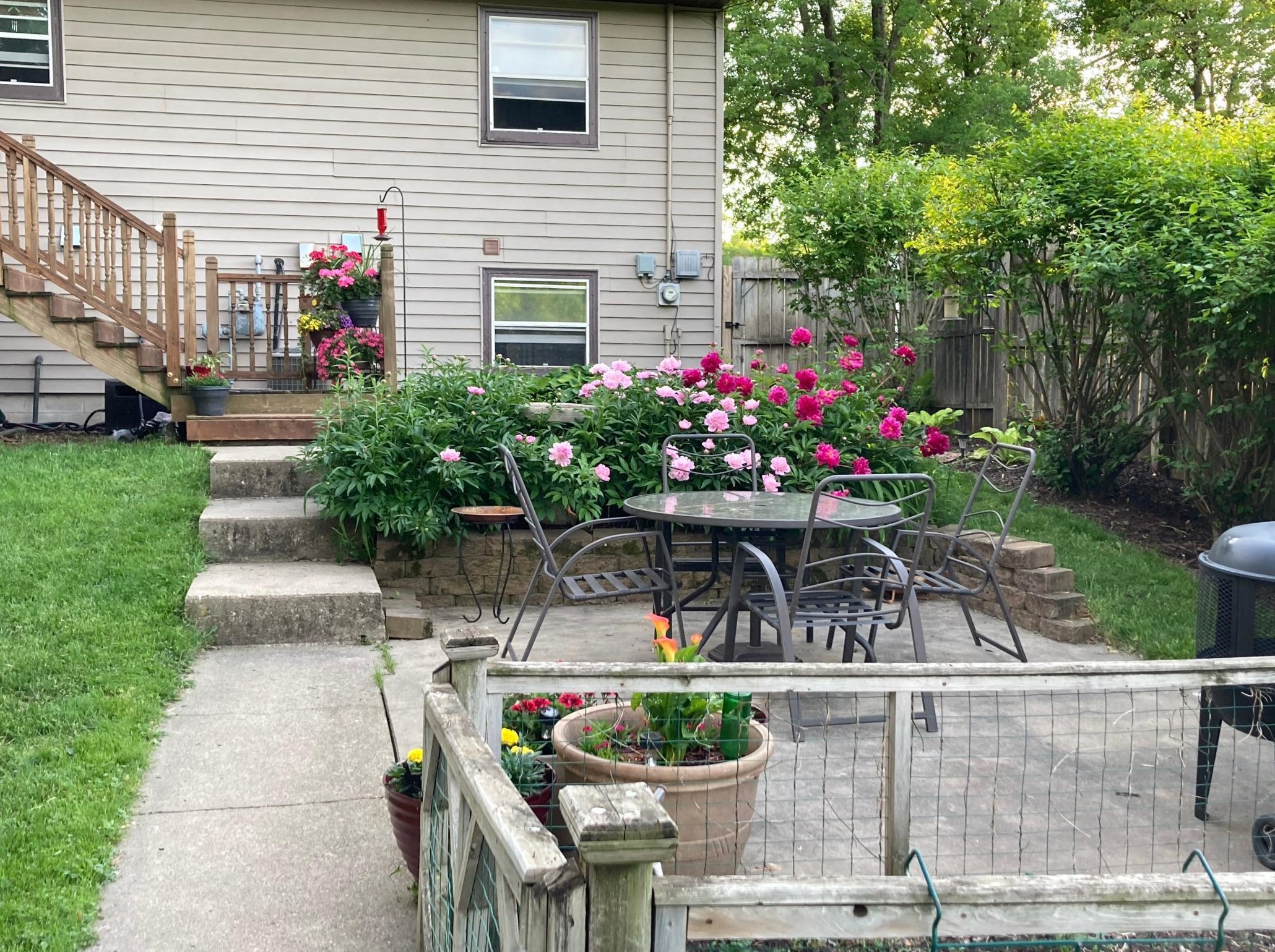 1511 S Valley St, Searles, MN 56073